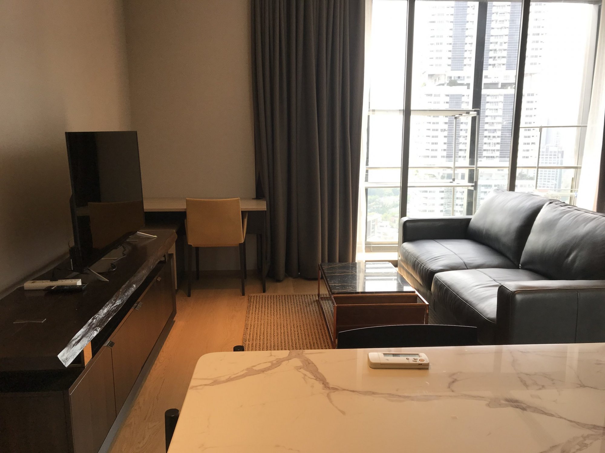 ให้เช่า! BEATNIQ Sukhumvit 32 1 ห้องนอน 43.43 ตรม. เพียง 48,000 บาท/เดือน เฟอร์นิเจอร์ครบพร้อมเข้าอยู่ (PROP000107)