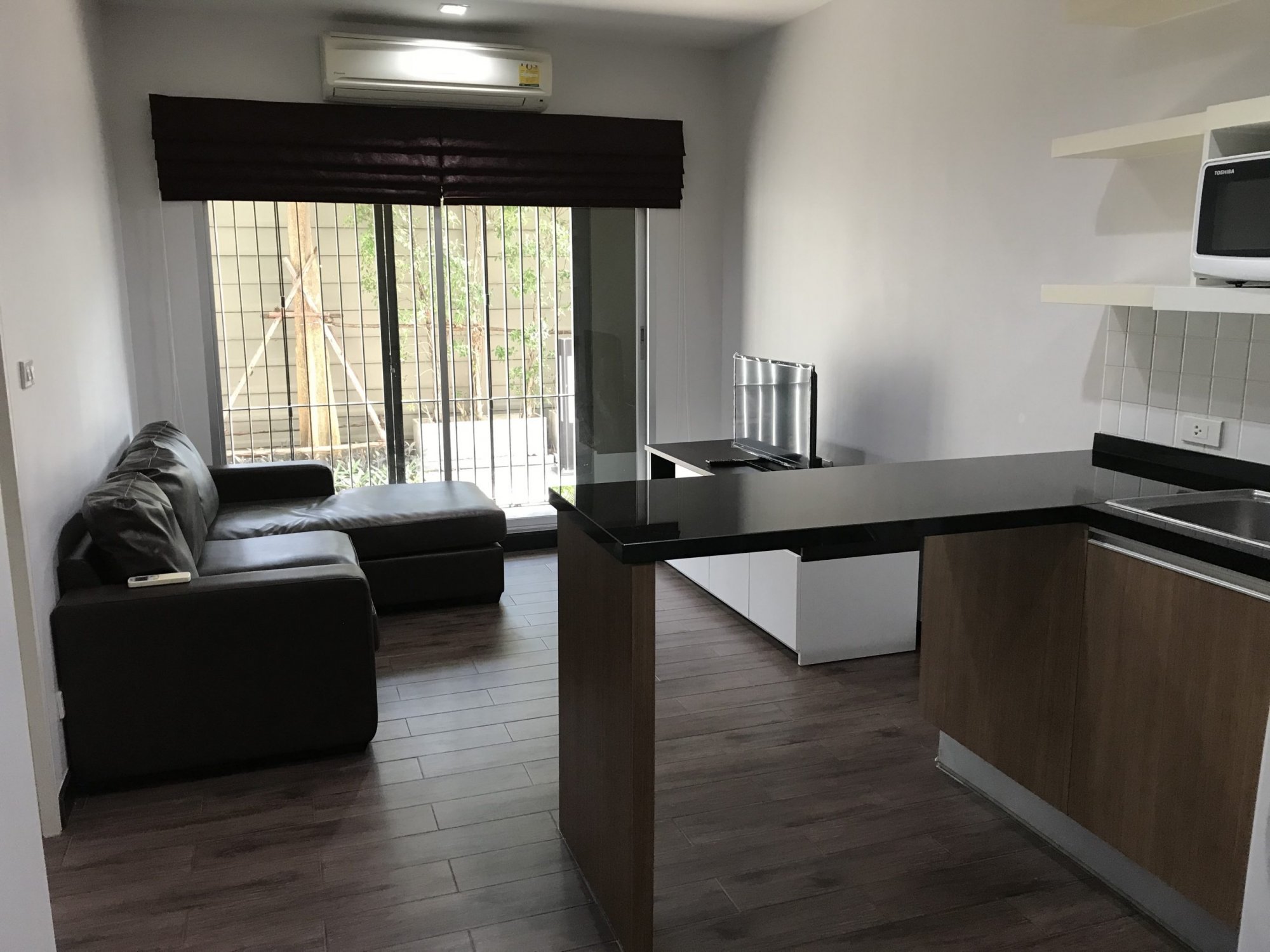 ให้เช่า! The Seed Musee 1 ห้องนอน 43 ตรม. เพียง 21,000 บาท/เดือน เฟอร์นิเจอร์ครบพร้อมเข้าอยู่ K-0300