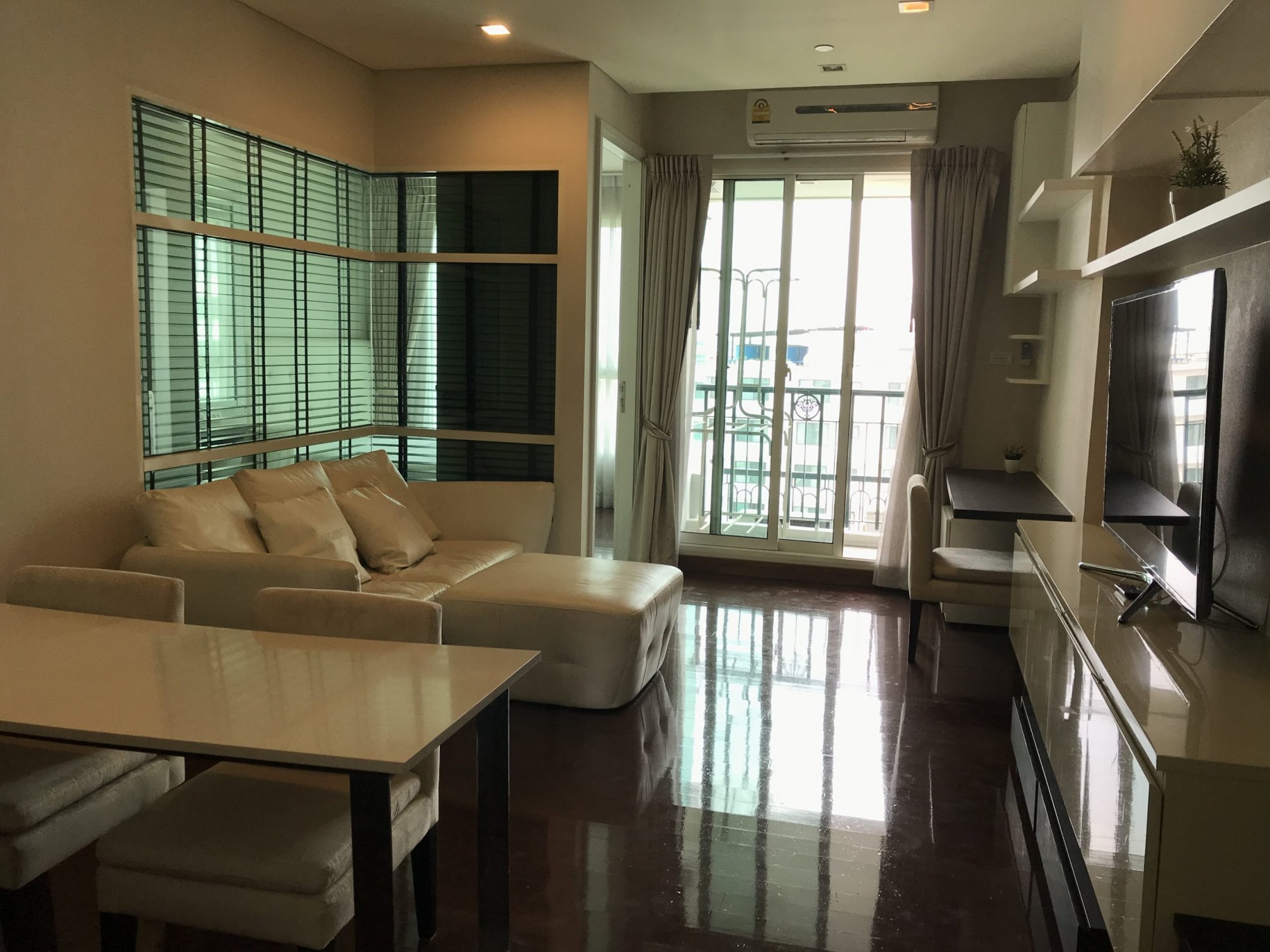 ** ขาย/เช่า ** Ivy Thonglor ขายเพียง 8,030,000บาท รวมค่าใช้จ่ายทุกอย่าง เช่าเพียง 30,000บาท/เดือน 1 ห้องนอน 43ตรม. ใกล้ BTS ทองหล่อ เฟอร์นิเจอร์ครบพร้อมเข้าอยู่ (P-00777)