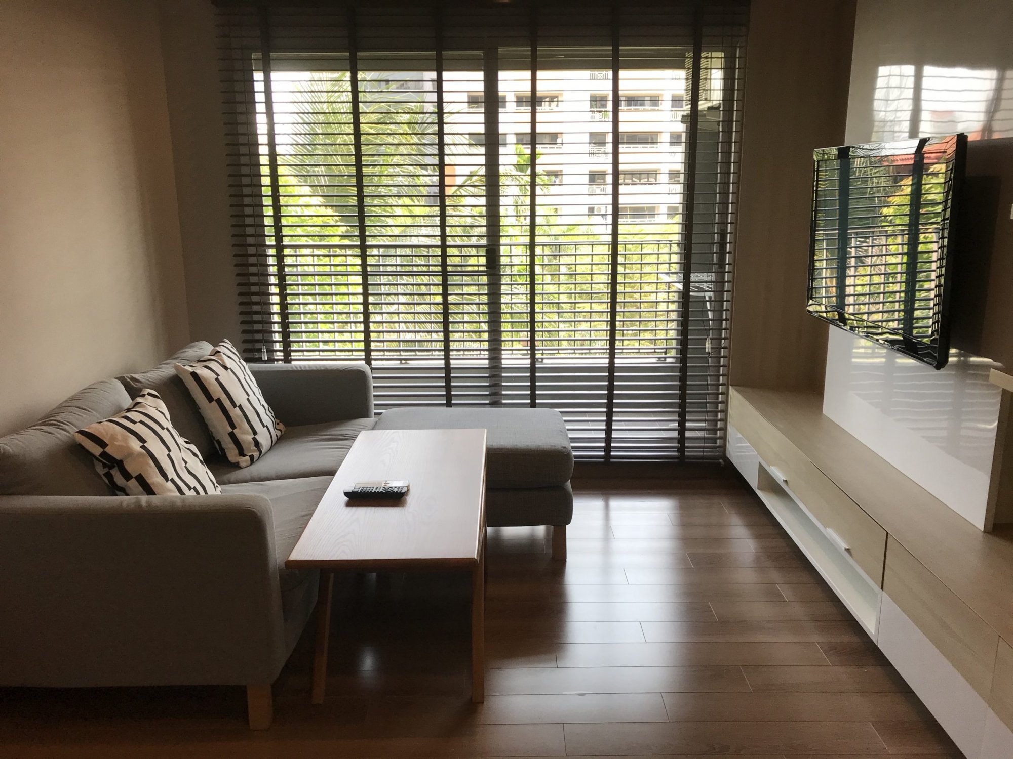 ให้เช่า! The Seed Musee 1 ห้องนอน 44 ตรม. เพียง 22,000 บาท/เดือน เฟอร์นิเจอร์ครบพร้อมเข้าอยู่ PROP000125