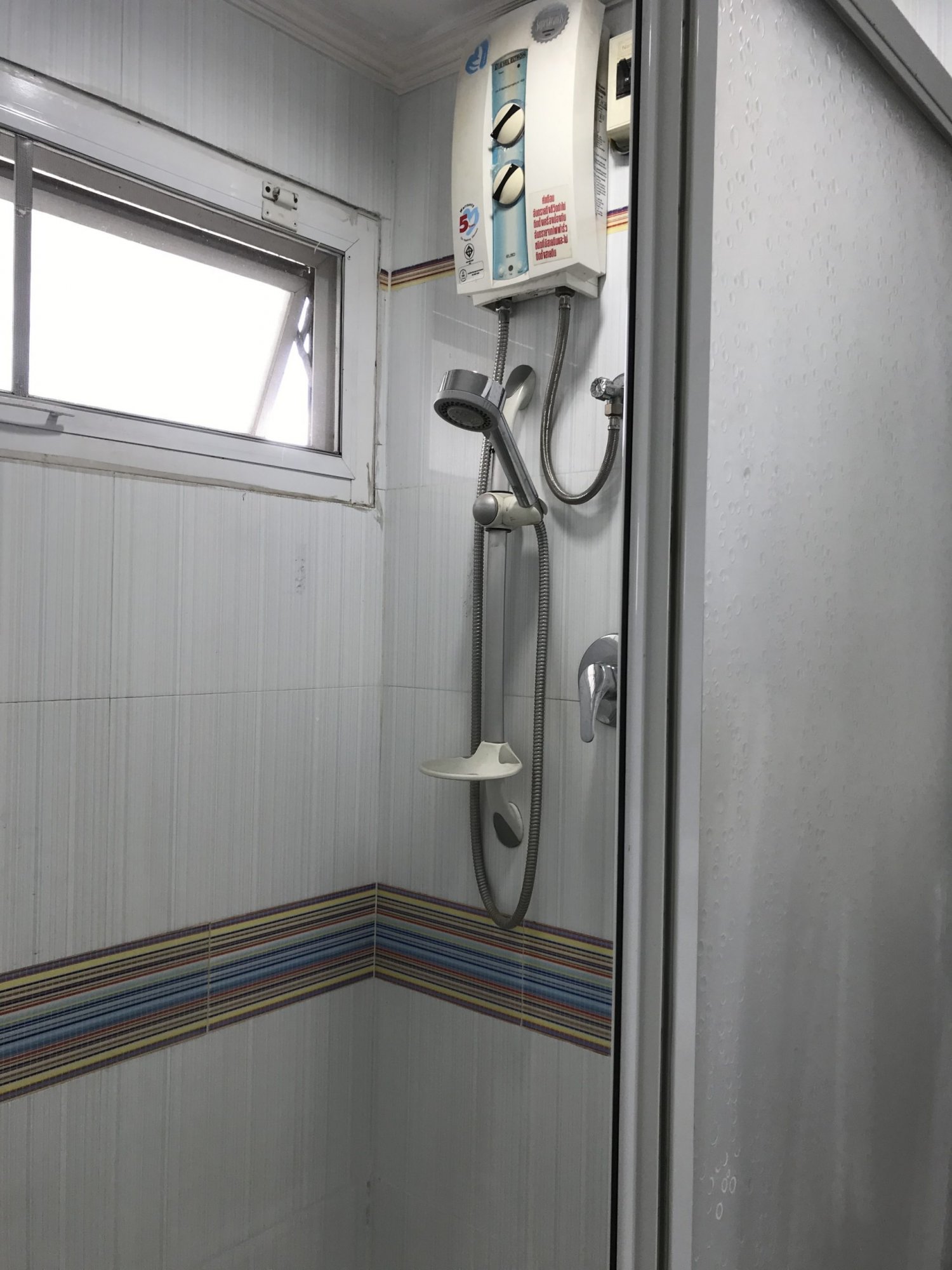 ปล่อยเช่า! 55 Tower ในราคาพิเศษ เพียง 65,000 บาท/เดือน 3 ห้องนอน 3 ห้องน้ำ 1 ห้องแม่บ้าน 260ตรม. ห้องใหญ่อยู่สบาย ใกล้ BTS ทองหล่อ เฟอร์นิเจอร์ครบพร้อมเข้าอยู่ PROP000147