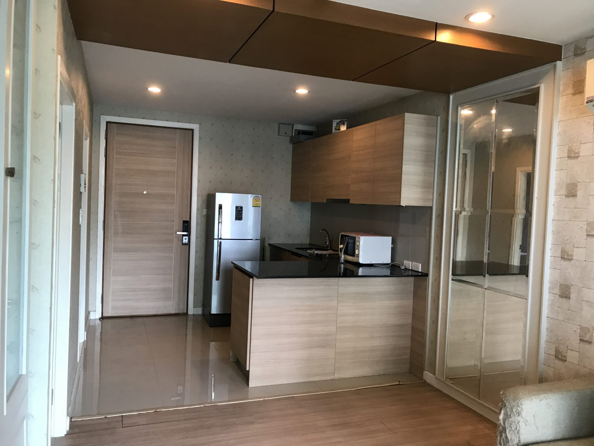 ** ขาย/เช่า ** D25 Thonglor ขายเพียง 5,725,000บาท รวมค่าใช้จ่ายทุกอย่าง เช่าเพียง 25,000บาท/เดือน 1 ห้องนอน 1 ห้องน้ำ 51ตรม. ห้องใหญ่อยู่สบาย ใกล้ BTS ทองหล่อ เฟอร์นิเจอร์ครบพร้อมเข้าอยู่ PROP000149
