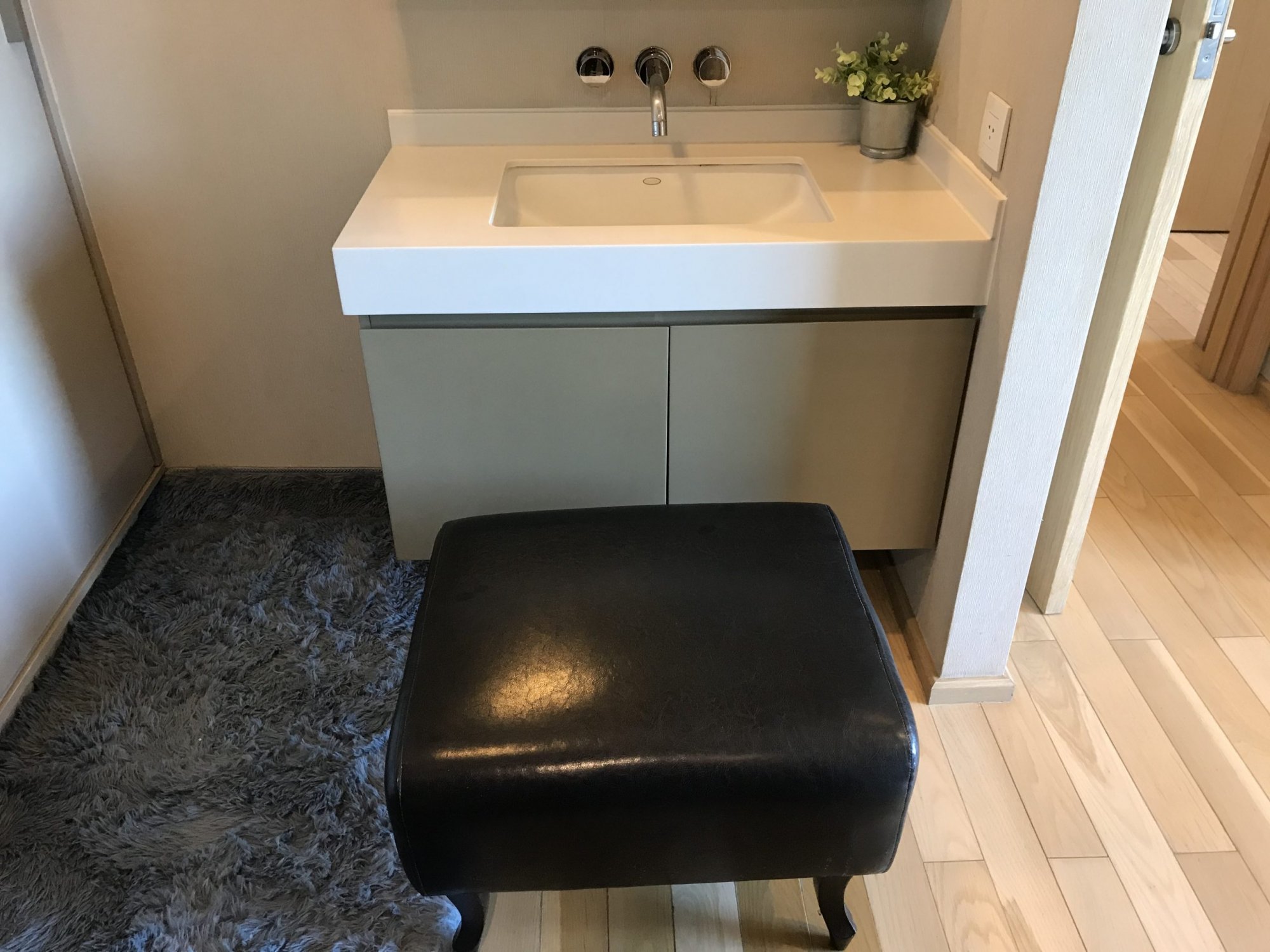 ** sale/rent ** For sale 16,590,000THB and For rent 65,000THB/month at Siri at Sukhumvit 2 Bedroom 2 Bathroom Fully furnished PROP000151