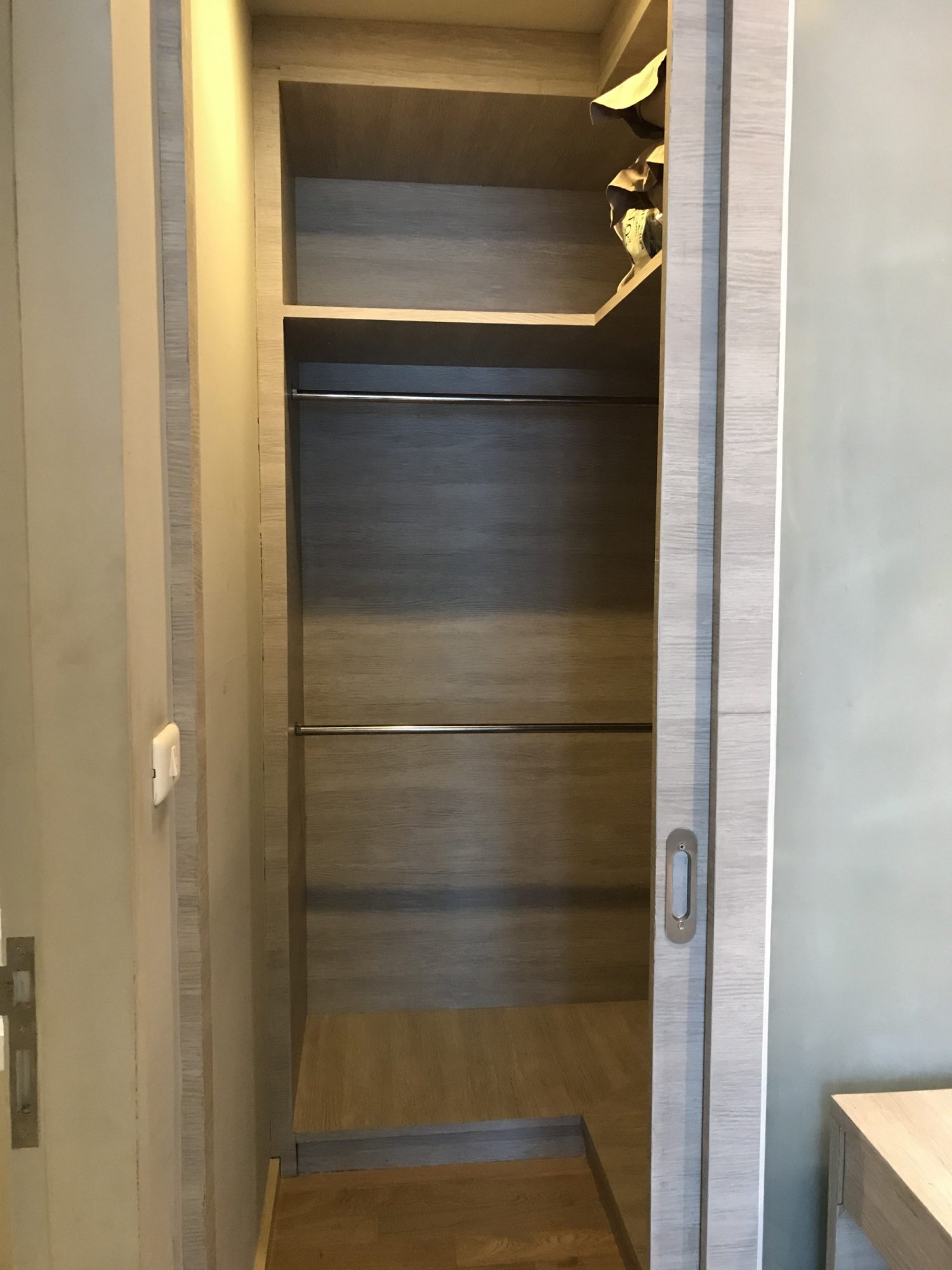 ถูกมาก ให้เช่า! Noble Refine 1 ห้องนอน 51 ตรม. ใกล้ BTS พร้อมพงษ์ เพียง 32,000บาท/เดือน เฟอร์นิเจอร์ครบพร้อมเข้าอยู่ (PROP000156)