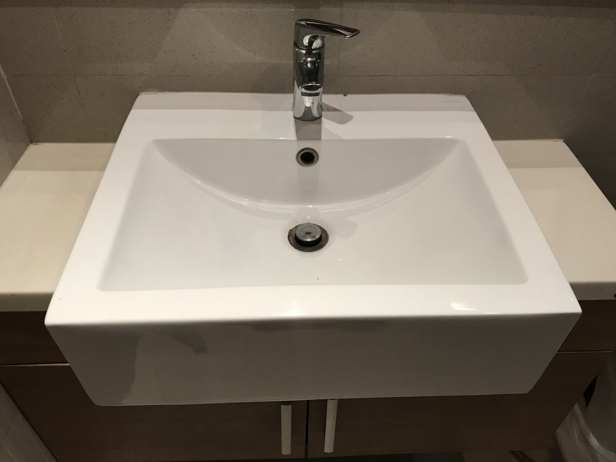 ถูกมาก ให้เช่า! Noble Refine 1 ห้องนอน 51 ตรม. ใกล้ BTS พร้อมพงษ์ เพียง 32,000บาท/เดือน เฟอร์นิเจอร์ครบพร้อมเข้าอยู่ (PROP000156)