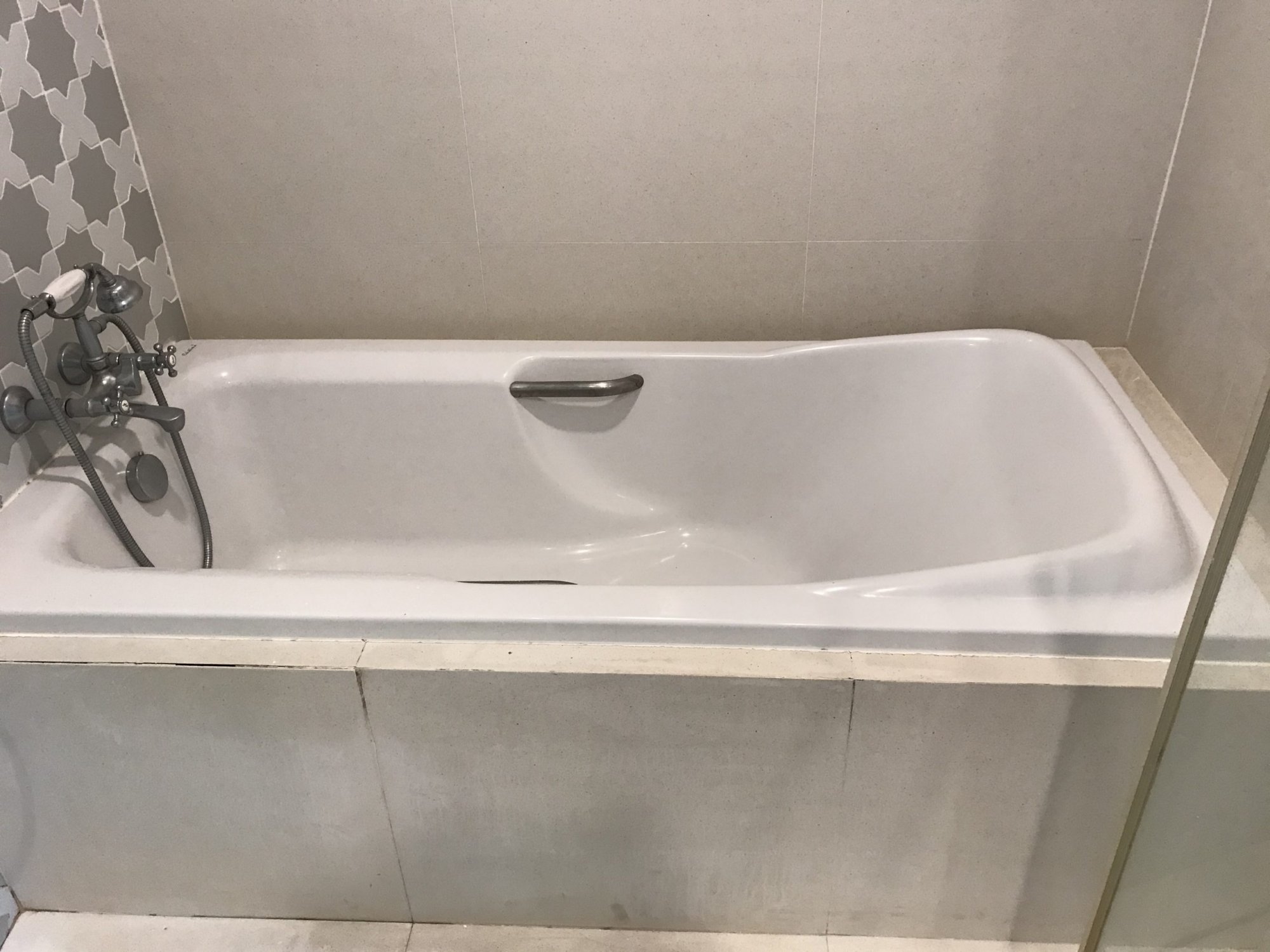 For Sale! at Aguston Sukhumvit 22 1 Bedroom 1 Bathroom 6,000,000 THB Transfer 50/50 Fully furnished (PROP000157)