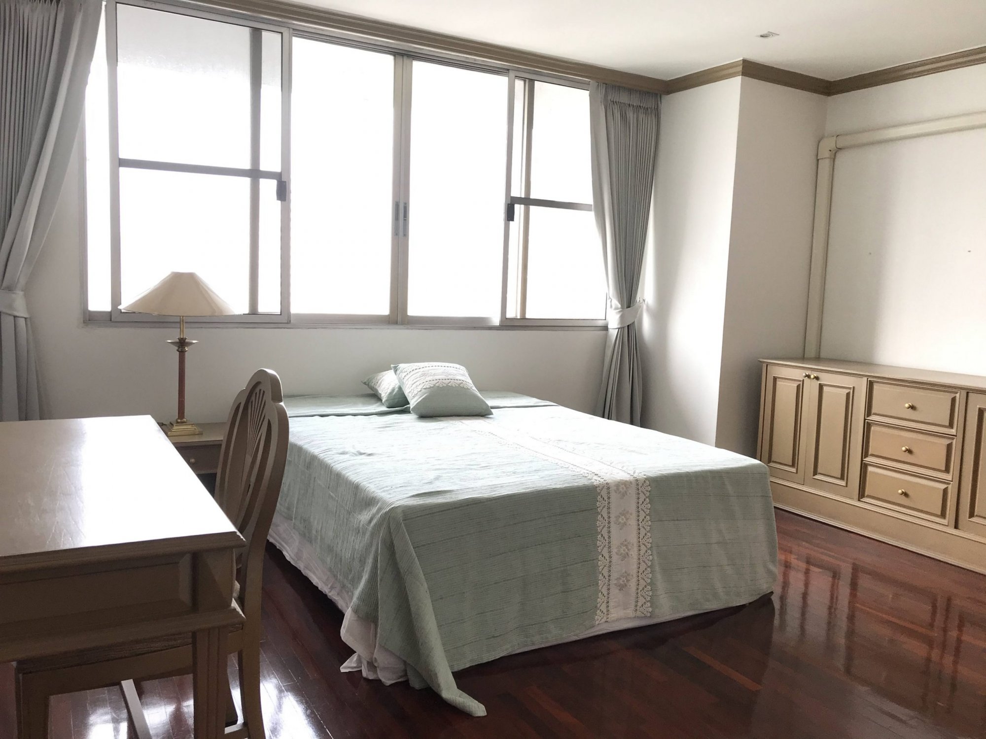 ให้เช่า! D.S. Tower 1 Sukhumvit 33 3 ห้องนอน 243 ตรม. ใกล่ BTS พร้อมพงษ์ เพียง 65,000บาท/เดือน (ต่อรองราคาได้) เฟอร์นิเจอร์ครบพร้อมเข้าอยู่ (PROP000161)