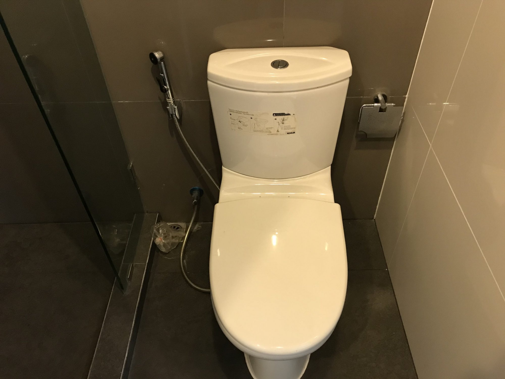 สุดคุ้มให้เช่า! The Capital Ekamai - Thonglor 3 ห้องนอน มี backyard 170 ตรม. เพียง 85,000 บาท/เดือน (ต่อรองราคาได้) เฟอร์นิเจอร์ครบพร้อมเข้าอยู่ (PROP000164)