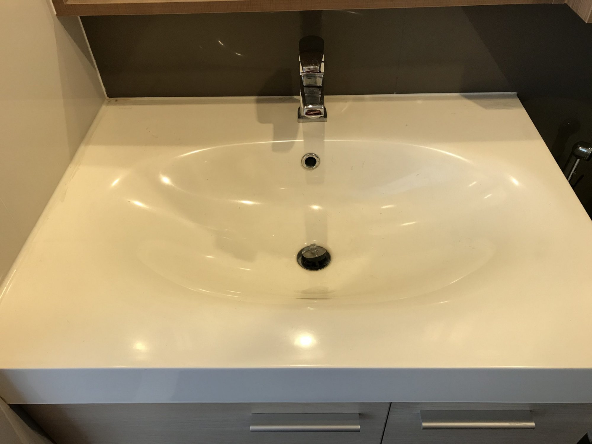 สุดคุ้มให้เช่า! The Capital Ekamai - Thonglor 3 ห้องนอน มี backyard 170 ตรม. เพียง 85,000 บาท/เดือน (ต่อรองราคาได้) เฟอร์นิเจอร์ครบพร้อมเข้าอยู่ (PROP000164)