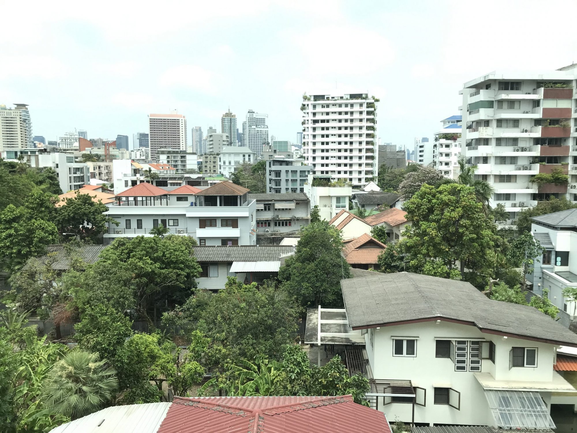 ปล่อยเช่า! Tidy Thonglor ในราคาเพียง 18,000บาท/เดือน 1 ห้องนอน 1 ห้องน้ำ 41ตรม. ห้องใหญ่อยู่สบาย ใกล้ BTS ทองหล่อ เฟอร์นิเจอร์ครบพร้อมเข้าอยู่ PROP000165