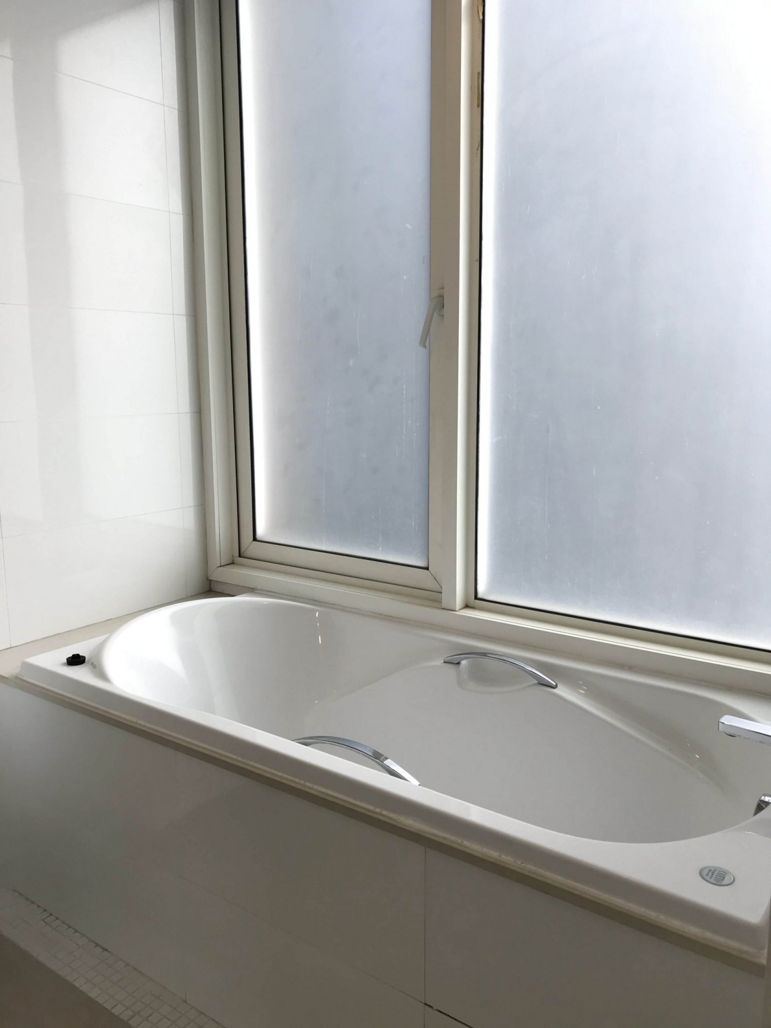 คุ้มสุดๆให้เช่า ที่ Siri Residence ราคาดี เพียง 55,000บาท/เดือน  2 ห้องนอน 2 ห้องน้ำ 107 ตรม ใกล้ BTS พร้อมพงษ์ เฟอร์นิเจอร์ครบพร้อมเข้าอยู่ (ราคาต่อรองได้) (PROP000175)