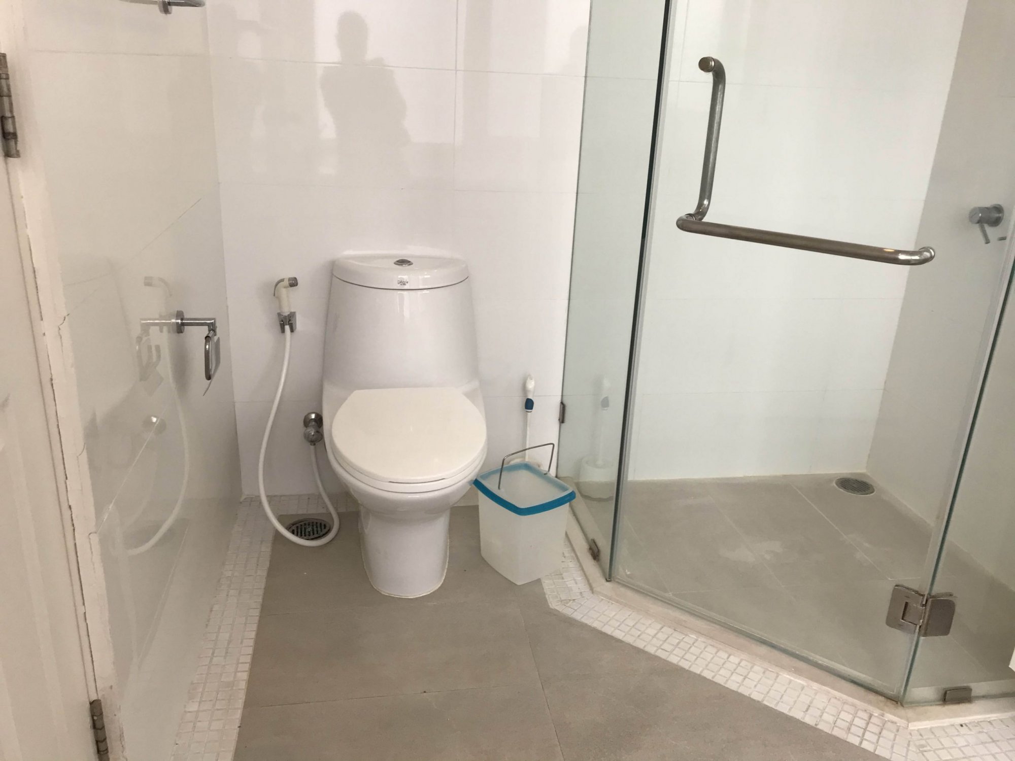 คุ้มสุดๆให้เช่า ที่ Siri Residence ราคาดี เพียง 55,000บาท/เดือน  2 ห้องนอน 2 ห้องน้ำ 107 ตรม ใกล้ BTS พร้อมพงษ์ เฟอร์นิเจอร์ครบพร้อมเข้าอยู่ (ราคาต่อรองได้) (PROP000175)