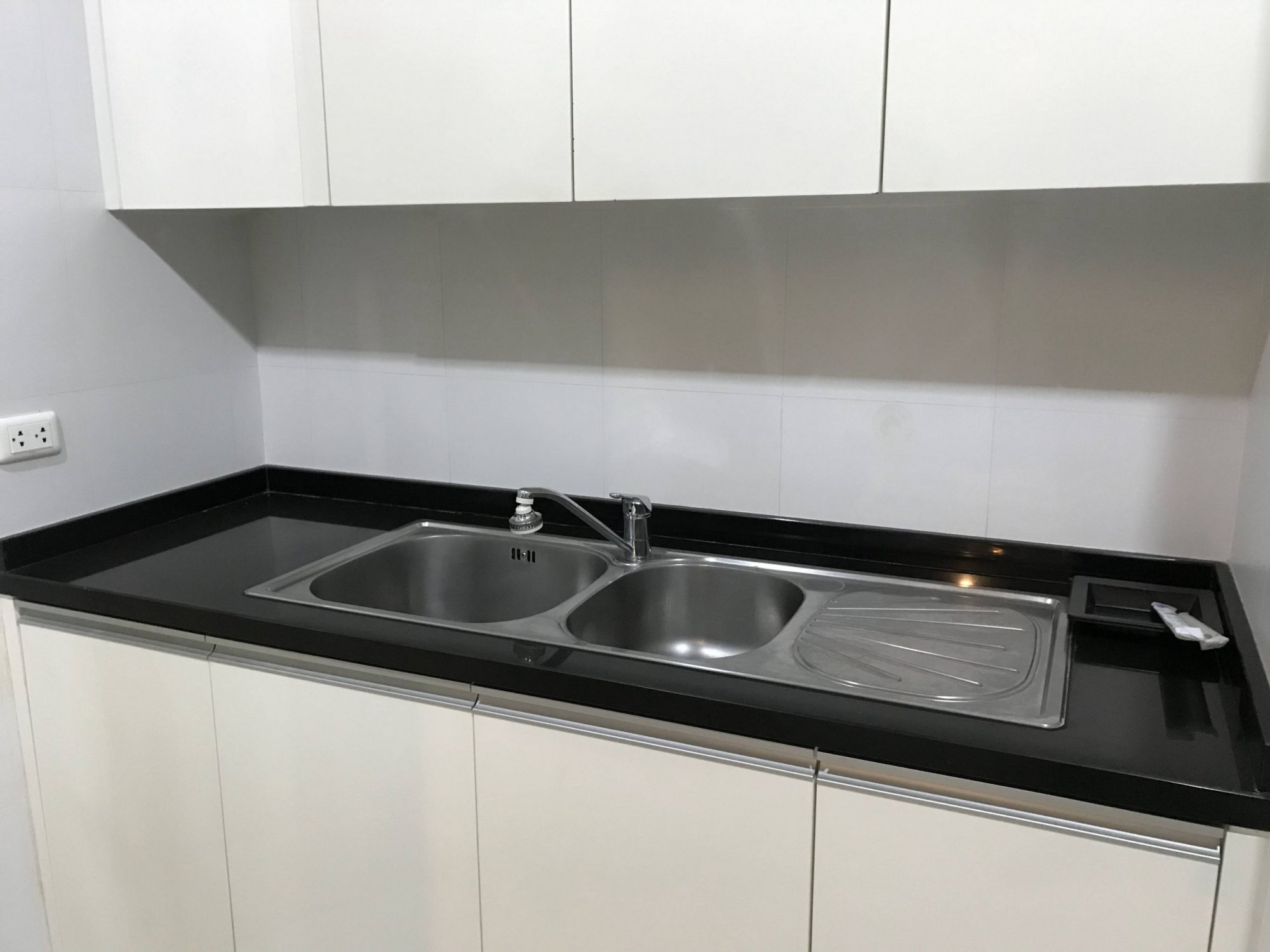 คุ้มสุดๆให้เช่า ที่ Siri Residence ราคาดี เพียง 55,000บาท/เดือน  2 ห้องนอน 2 ห้องน้ำ 97 ตรม ใกล้ BTS พร้อมพงษ์ เฟอร์นิเจอร์ครบพร้อมเข้าอยู่ (ราคาต่อรองได้) (PROP000176)