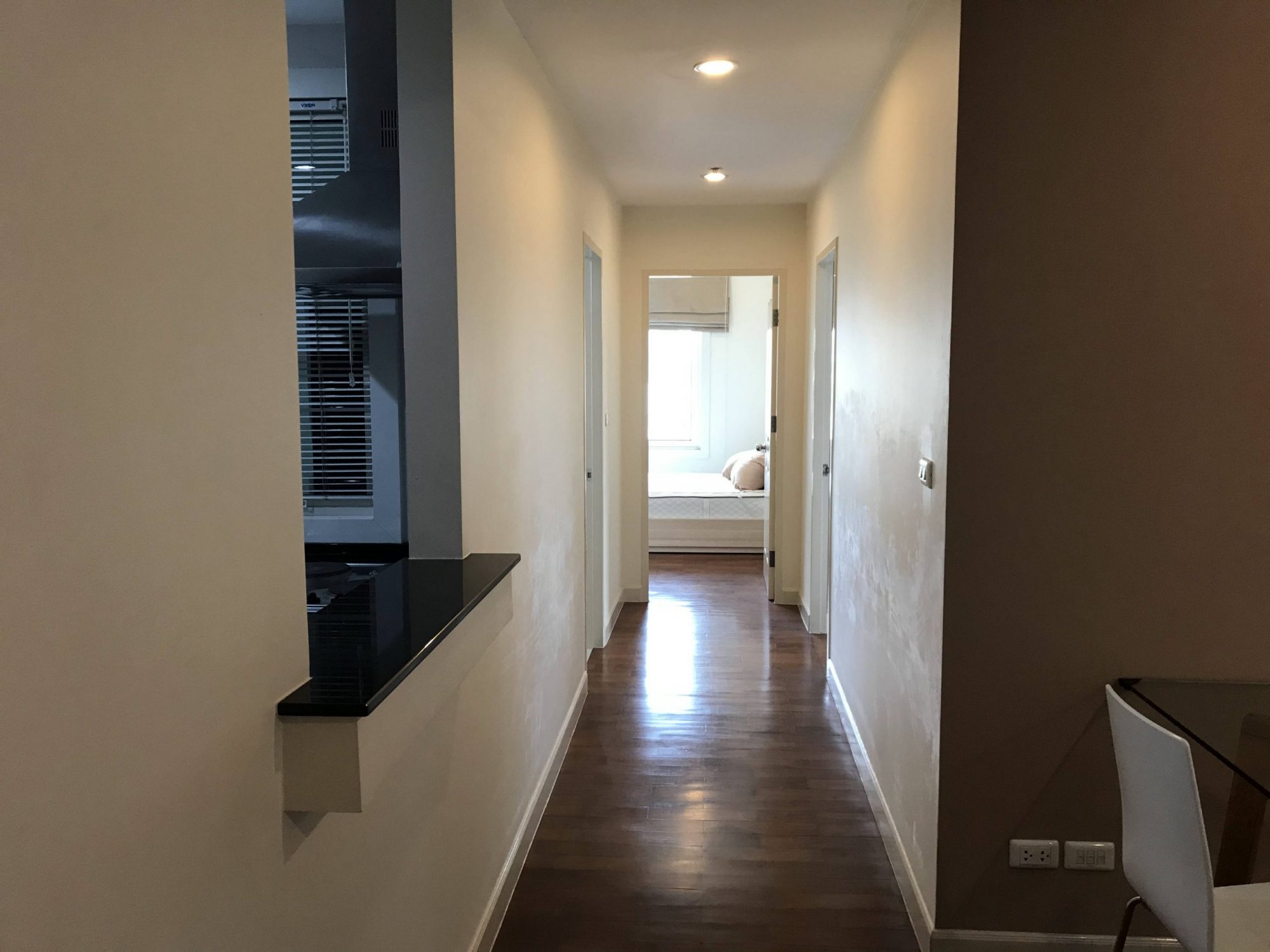 คุ้มสุดๆให้เช่า ที่ Siri Residence ราคาดี เพียง 55,000บาท/เดือน  2 ห้องนอน 2 ห้องน้ำ 97 ตรม ใกล้ BTS พร้อมพงษ์ เฟอร์นิเจอร์ครบพร้อมเข้าอยู่ (ราคาต่อรองได้) (PROP000176)