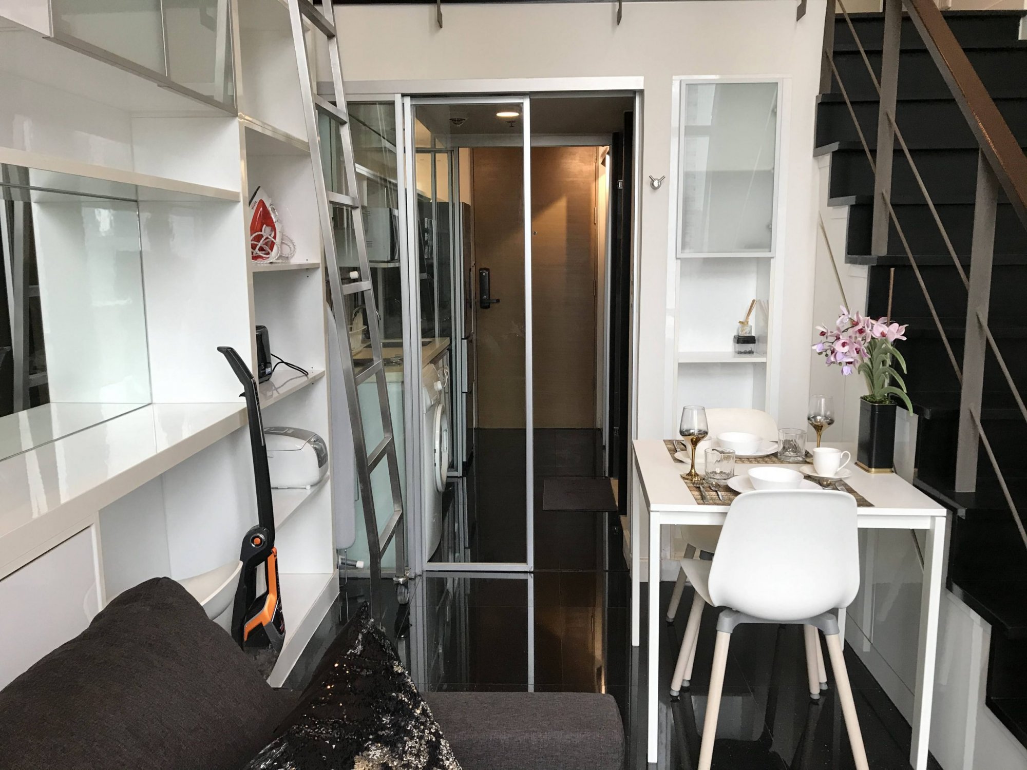 ปล่อยเช่า! ASHTON MORPH 38 ในราคาเพียง 35, 000บาท/เดือน Type Duplex 1 ห้องนอน ขนาด 40ตรม. ใกล้ BTS ทองหล่อ เฟอร์นิเจอร์ครบพร้อมเข้าอยู่ PROP000185