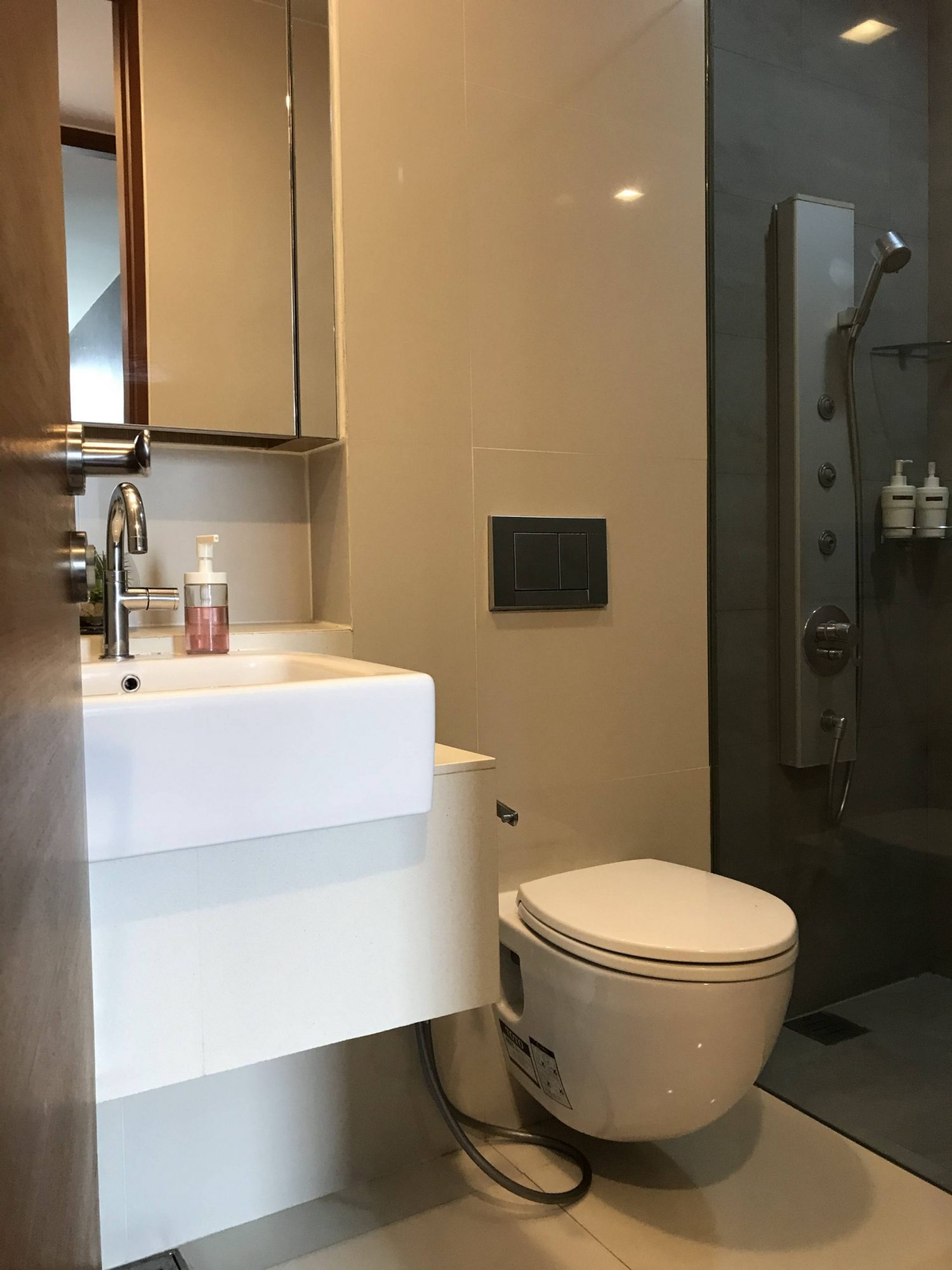 ** ลดกระหน่ำ! ** ASHTON MORPH 38 ปล่อยเช่า ในราคาเพียง 50,000บาท/เดือน 2 ห้องนอน 1 ห้องน้ำ 56. 5ตรม. ใกล้ BTS ทองหล่อ เฟอร์นิเจอร์ครบพร้อมเข้าอยู่ PROP000186