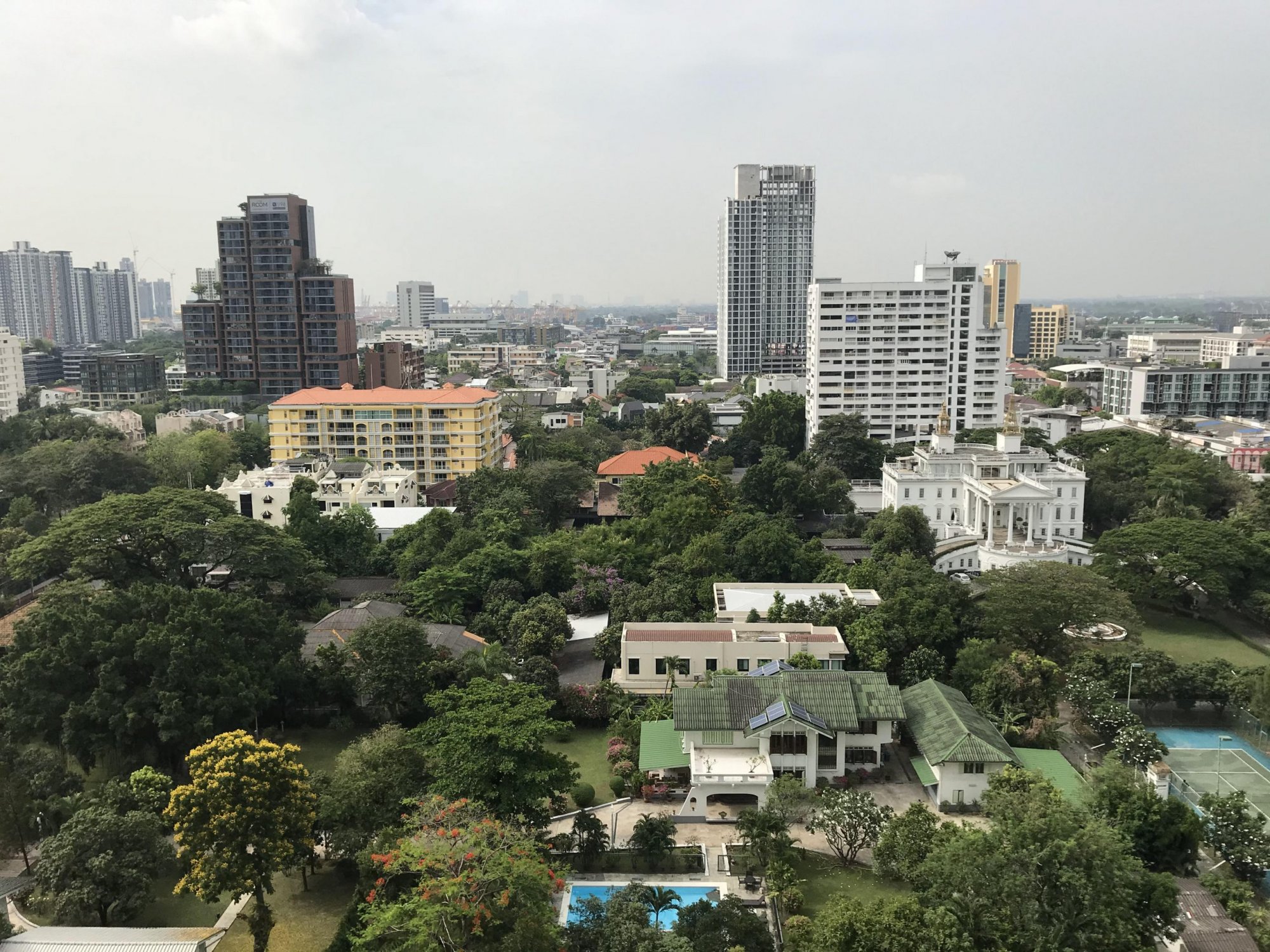 ** ลดกระหน่ำ! ** ASHTON MORPH 38 ปล่อยเช่า ในราคาเพียง 50,000บาท/เดือน 2 ห้องนอน 1 ห้องน้ำ 56. 5ตรม. ใกล้ BTS ทองหล่อ เฟอร์นิเจอร์ครบพร้อมเข้าอยู่ PROP000186