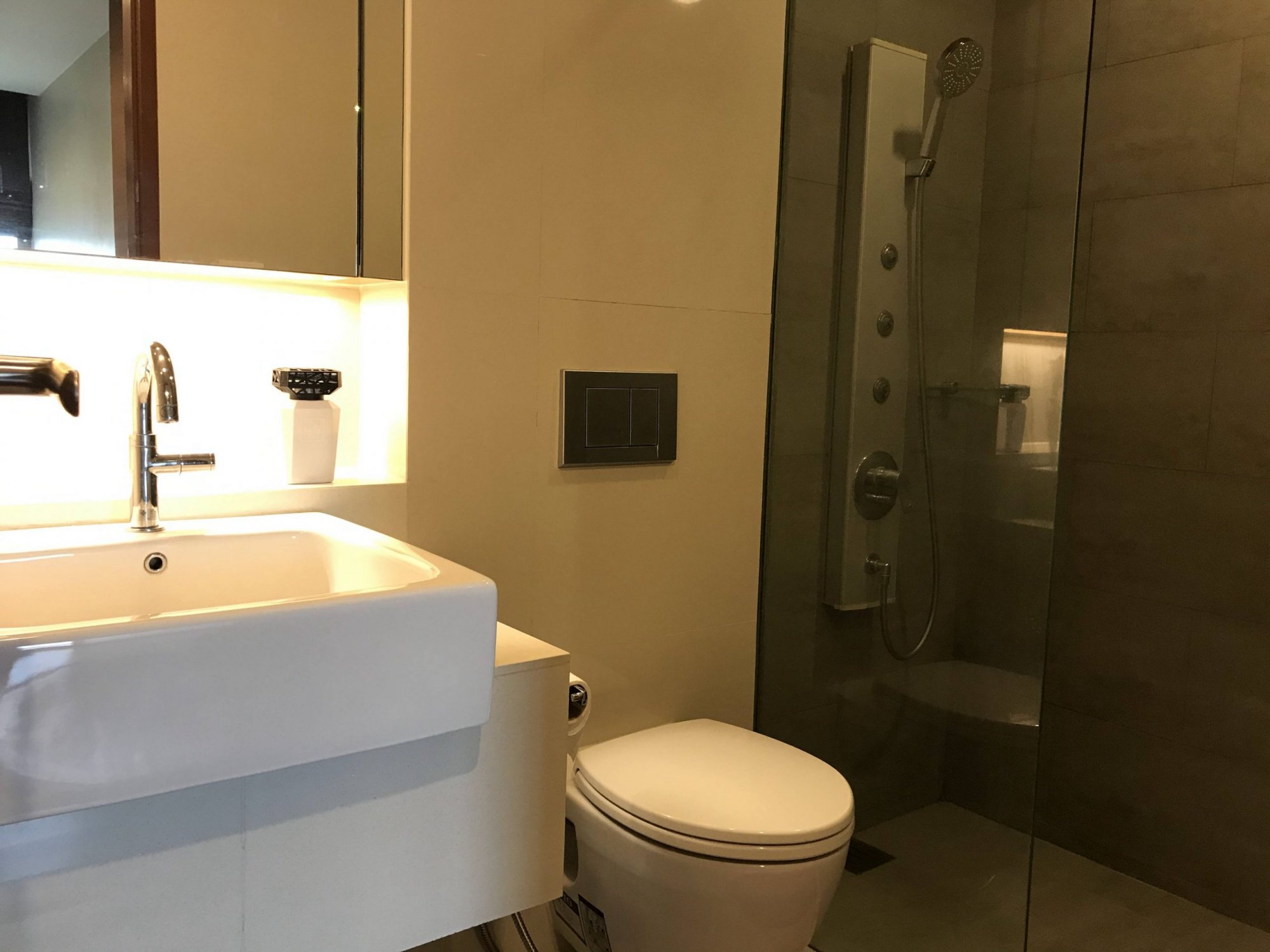 ปล่อยเช่า! ASHTON MORPH 38 ในราคาเพียง 55,000บาท/เดือน 2 ห้องนอน 1 ห้องน้ำ 57ตรม. ใกล้ BTS ทองหล่อ เฟอร์นิเจอร์ครบพร้อมเข้าอยู่ PROP000187