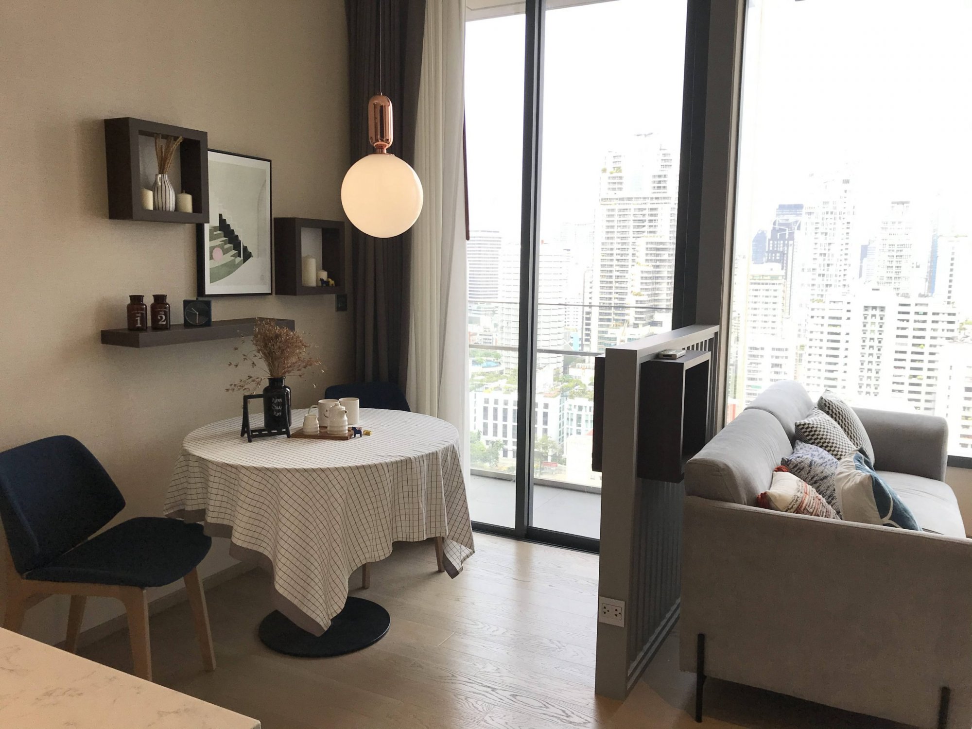 ให้เช่า ที่ The ESSE Asoke ราคาดี เพียง 65,000บาท 2 ห้องนอน 2 ห้องน้ำ 75.5 ตรม ใกล้ MRT สุขุมวิท เฟอร์นิเจอร์ครบพร้อมเข้าอยู่ (ราคาต่อรองได้) (PROP000194)