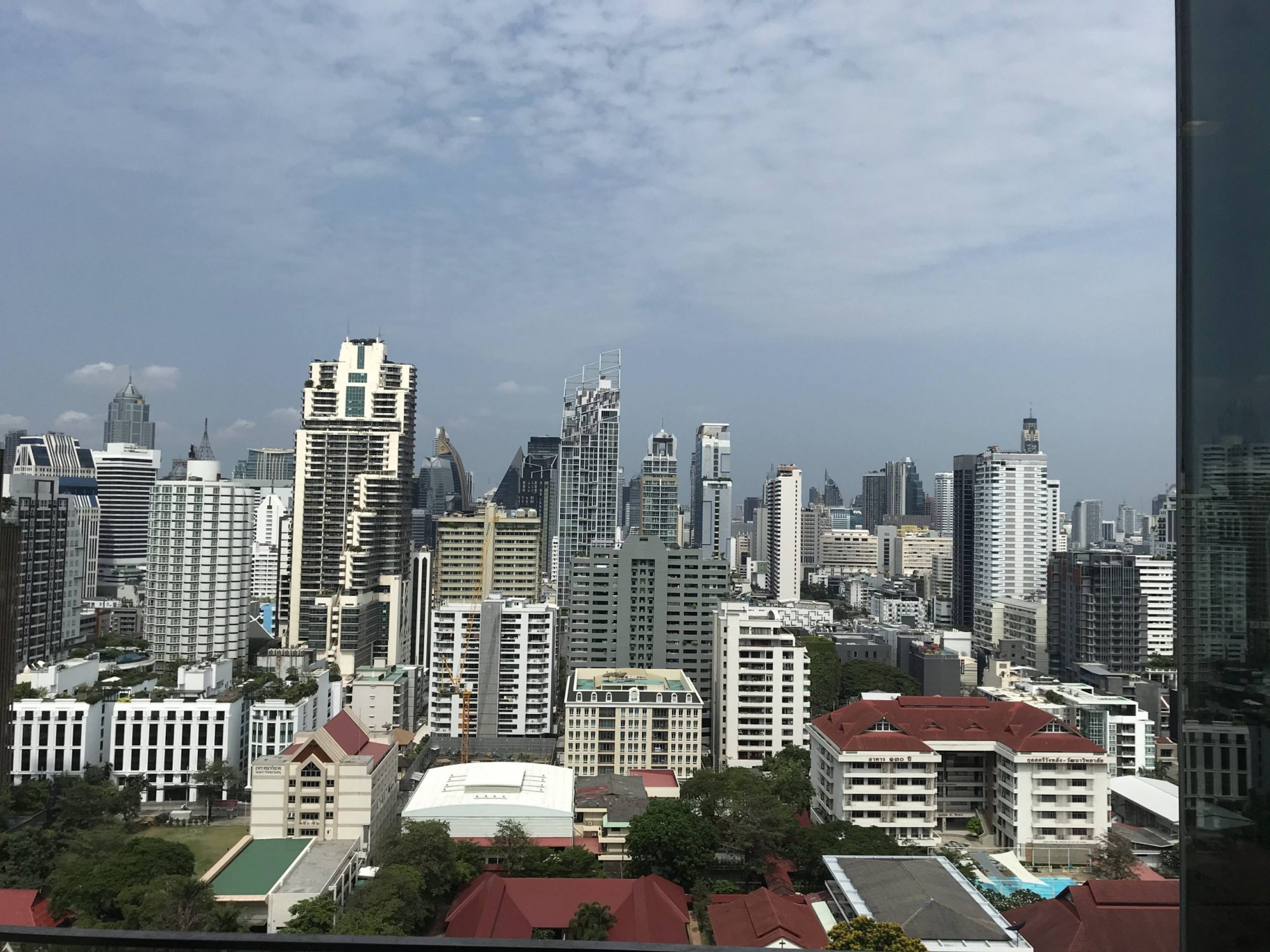 ให้เช่า ที่ The ESSE Asoke ราคาดี เพียง 65,000บาท 2 ห้องนอน 2 ห้องน้ำ 75.5 ตรม ใกล้ MRT สุขุมวิท เฟอร์นิเจอร์ครบพร้อมเข้าอยู่ (ราคาต่อรองได้) (PROP000194)