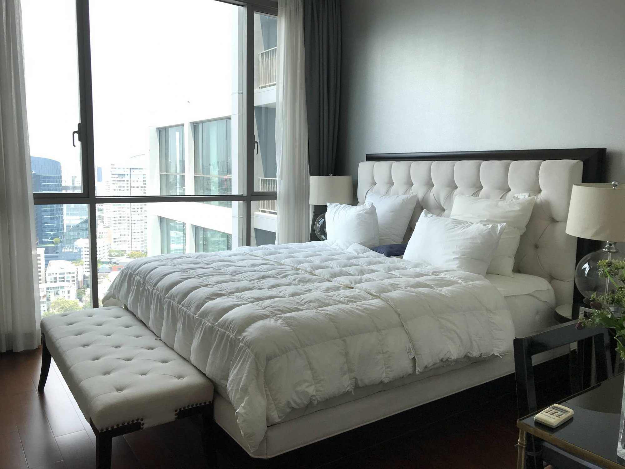 ปล่อยเช่า! Quattro by Sansiri ในราคาเพียง 80,000บาท/เดือน 1 ห้องนอน 1 ห้องน้ำ 82ตรม. ห้องใหญ่อยู่สบาย ใกล้ BTS ทองหล่อ เฟอร์นิเจอร์ครบพร้อมเข้าอยู่ (ต่อรองได้) PROP000198