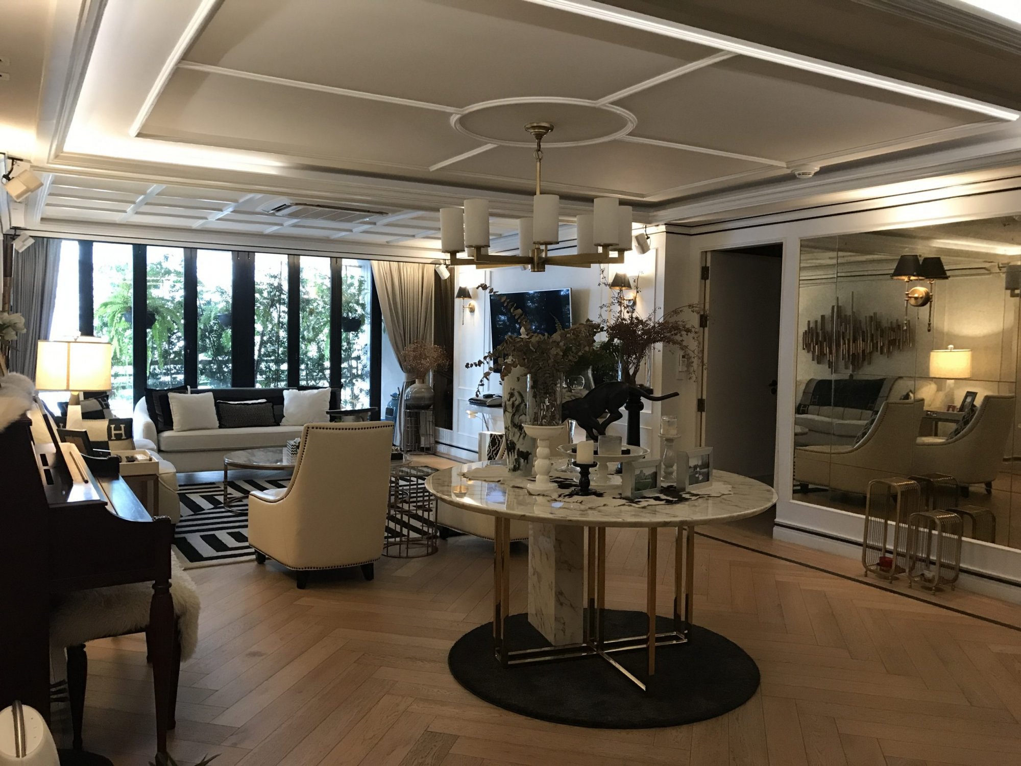 For Sale at President Park Sukhumvit 24 3 Bedroom 3 Bathroom Sale 37,000,000 THB (Transfer 50/50) Fully furnished (can negotiate ) (PROP000201)