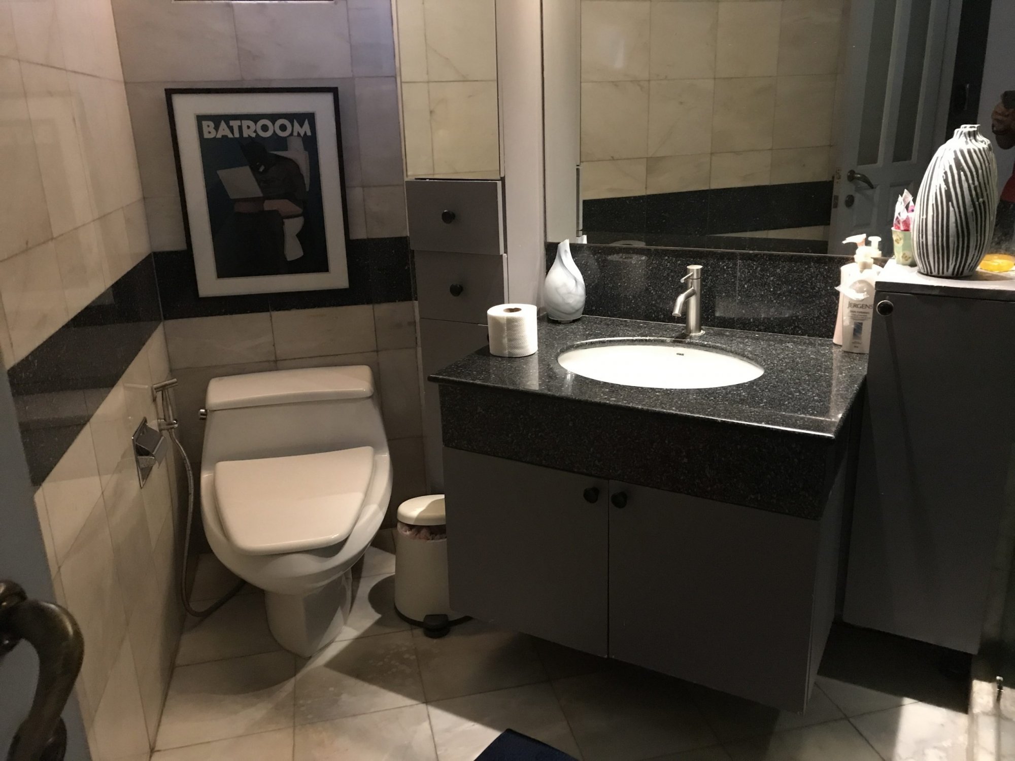 For Sale at President Park Sukhumvit 24 3 Bedroom 3 Bathroom Sale 37,000,000 THB (Transfer 50/50) Fully furnished (can negotiate ) (PROP000201)