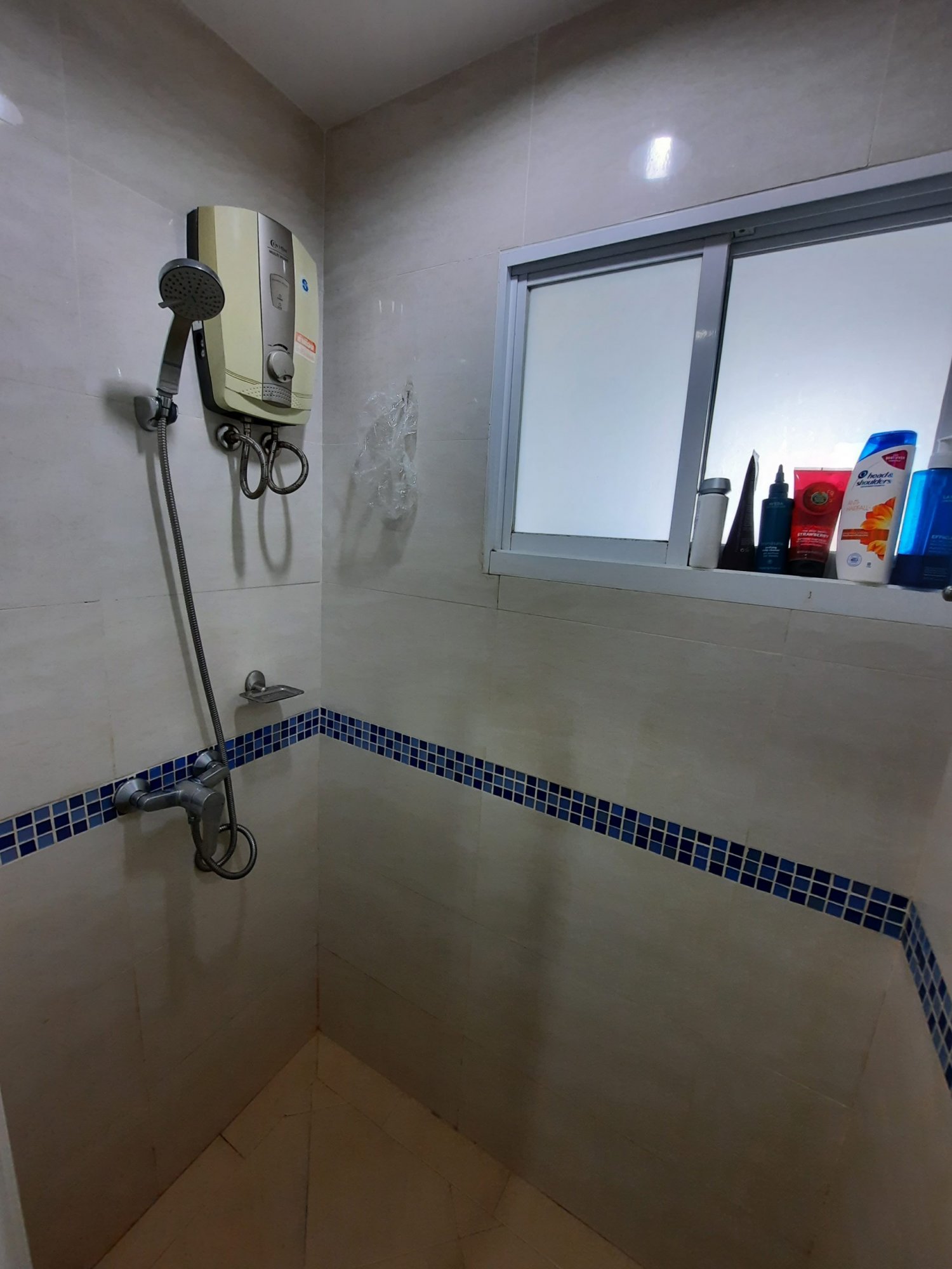 ** Super Deal! ** For rent at Life@ Sukhumvit 65 1 Bedroom 1 Bathroom 12,000THB/month Fully furnished PROP000204
