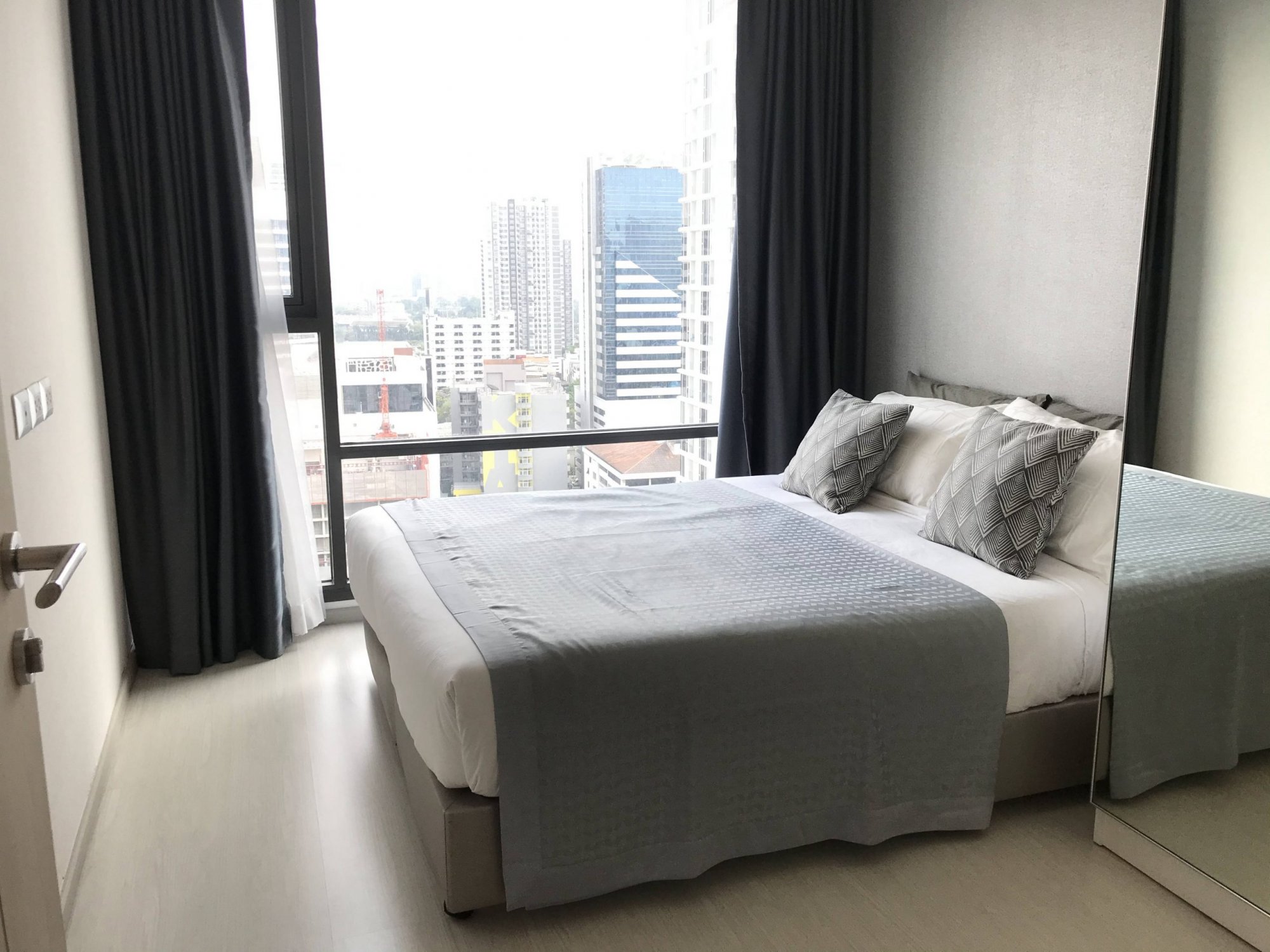 ปล่อยเช่า! Rhythm Sukhumvit 42 ในราคาเพียง 55,000บาท/เดือน 2 ห้องนอน 2 ห้องน้ำ 44ตรม. ใกล้ BTS เอกมัย เฟอร์นิเจอร์ครบพร้อมเข้าอยู่ PROP000211
