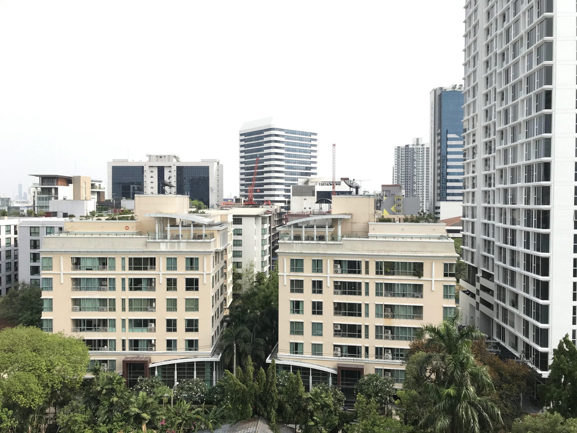 ** ขาย/เช่า ** Rhythm Sukhumvit 42 ขายเพียง 11,000,000บาท รวมทุกอย่าง เช่าเพียง 55,000บาท/เดือน 2 ห้องนอน 2 ห้องน้ำ 56ตรม. ใกล้ BTS พระโขนง เฟอร์นิเจอร์ครบพร้อมเข้าอยู่ (ราคาต่อรองได้) PROP000212