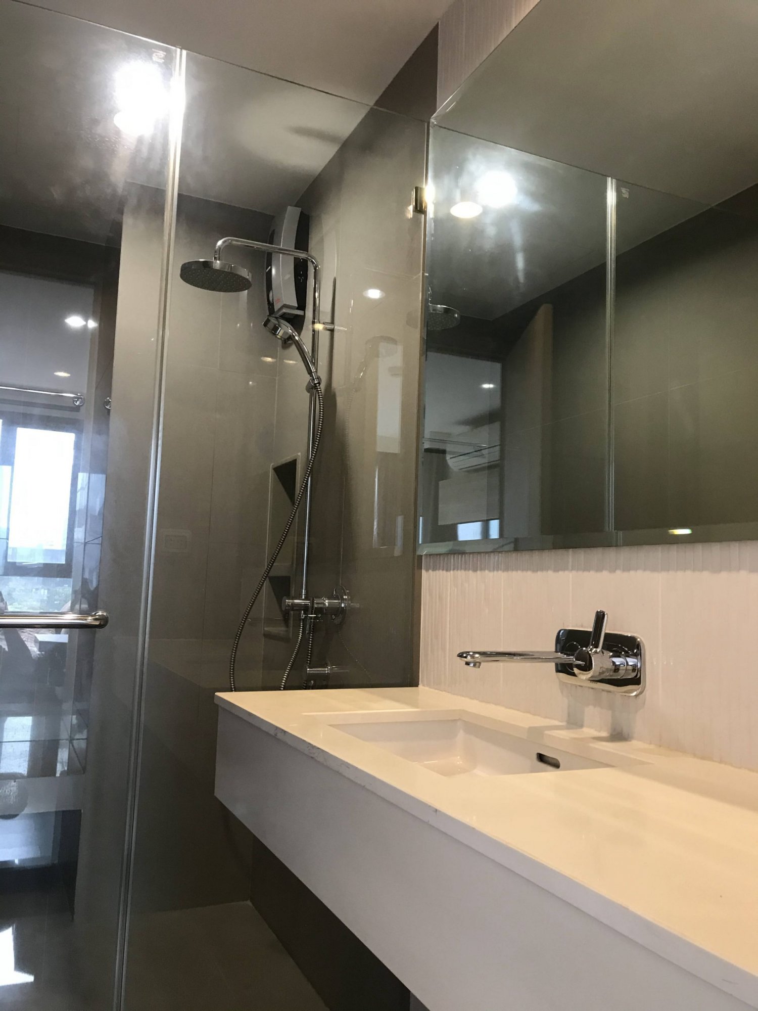 ปล่อยเช่า! Rhythm Sukhumvit 42 ในราคาเพียง 45,000บาท/เดือน 1 ห้องนอน 1 ห้องน้ำ 48ตรม. ห้องใหญ่อยู่สบาย ใกล้ BTS เอกมัย เฟอร์นิเจอร์ครบพร้อมเข้าอยู่ (ราคาต่อรองได้) PROP000214