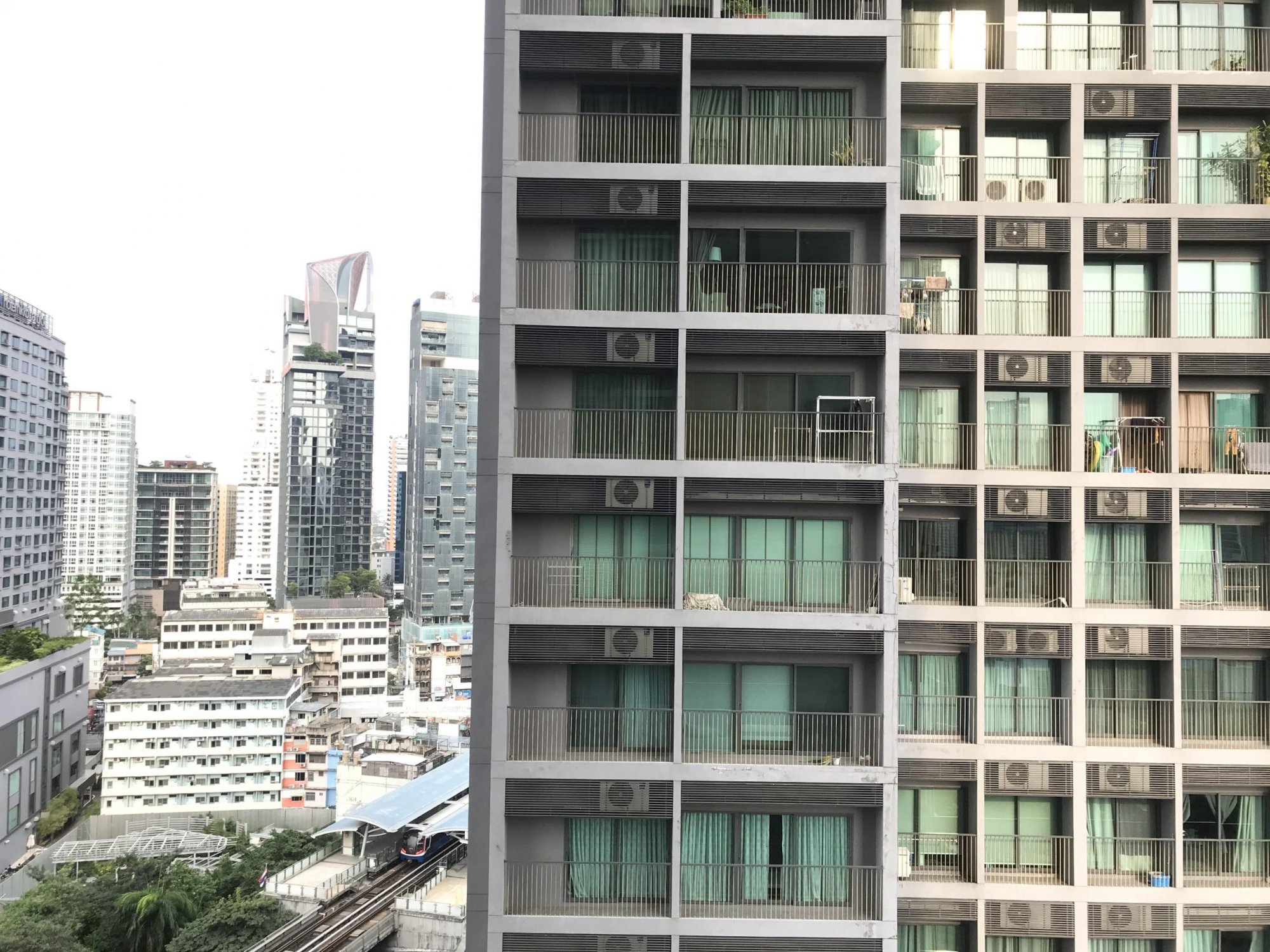 Keyne by Sansiri ให้เช่า! ในราคาเพียง 25,000บาท/เดือน 1 ห้องนอน 1 ห้องน้ำ 35ตรม. ชั้นสูง++ วิวสวย ใกล้ BTS ทองหล่อ เฟอร์นิเจอร์ครบพร้อมเข้าอยู่ PROP000218