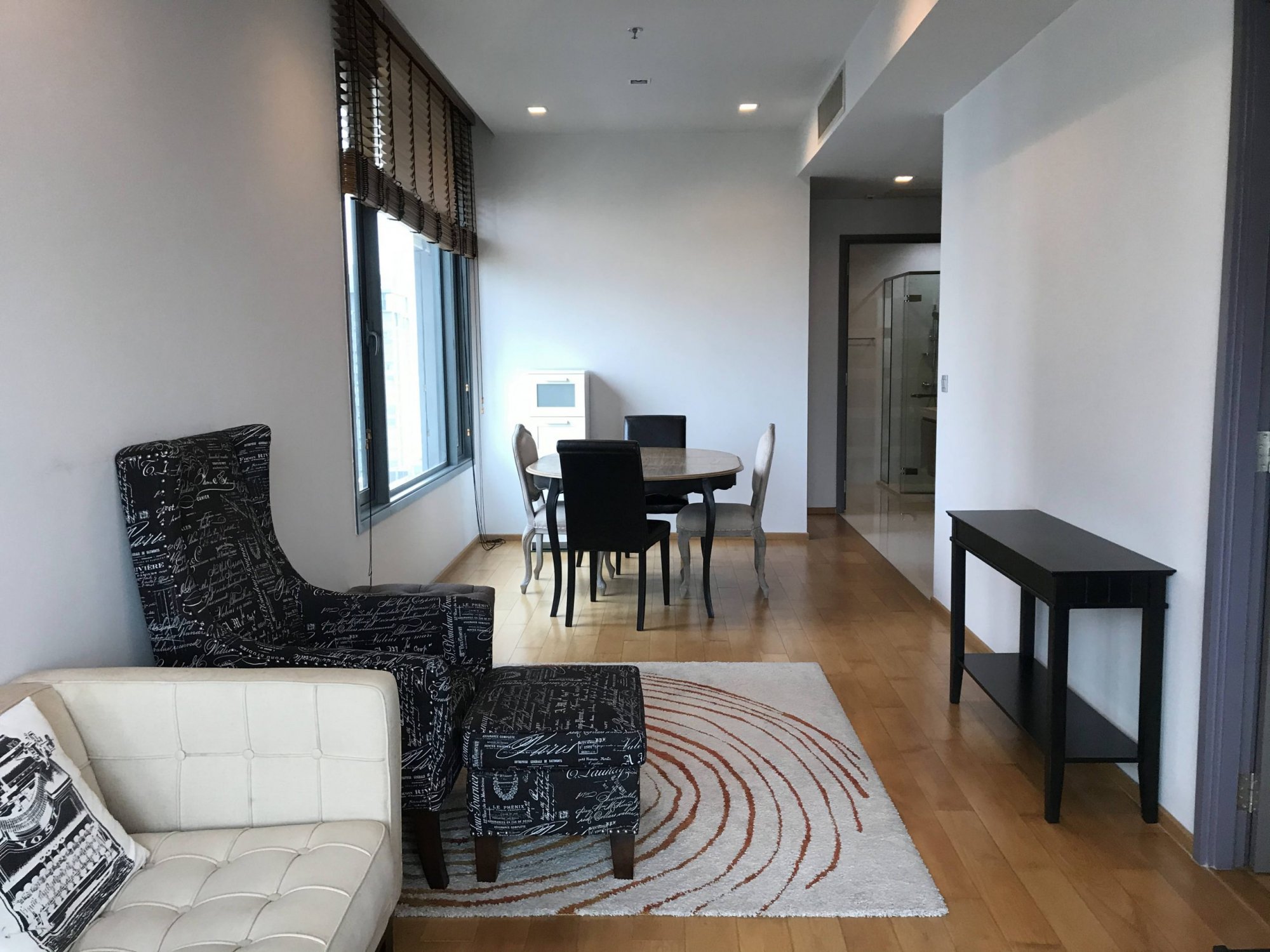 ** ขายด่วน! ** Keyne by Sansiri พร้อมให้คุณเป็นเจ้าของ ในราคาเพียง 14,000,000บาท รวมค่าใช้จ่ายทุกอย่าง 2 ห้องนอน 2 ห้องน้ำ 75ตรม. ใกล้ BTS ทองหล่อ เฟอร์นิเจอร์ครบพร้อมเข้าอยู่ (ราคาต่อรองได้) PROP000220