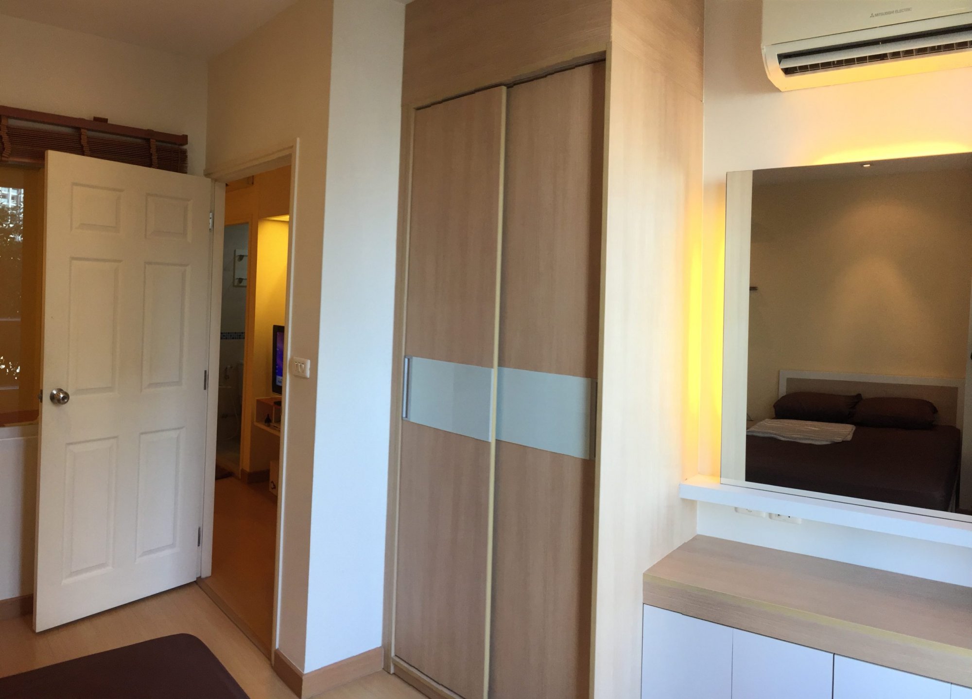 ปล่อยเช่า! Life @Sukhumvit 65 ในราคาเพียง 15,000บาท/เดือน 1 ห้องนอน 1 ห้องน้ำ 31ตรม. ใกล้ BTS พระโขนง เฟอร์นิเจอร์ครบพร้อมเข้าอยู่ (ราคาต่อรองได้) PROP000231