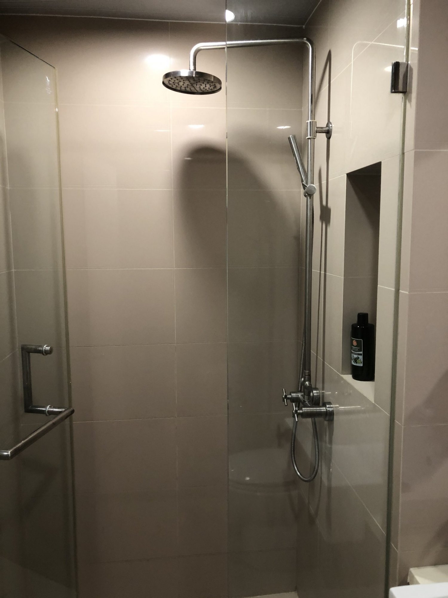 Condo for sale! at Hive Sukhumvit 65 40 Sq.m. 1 Bedroom1 Bathroom 3,800,000 THB (Transfer 50/50) For Rent 16,000 THB/Month Fully furnished (PROP000238)