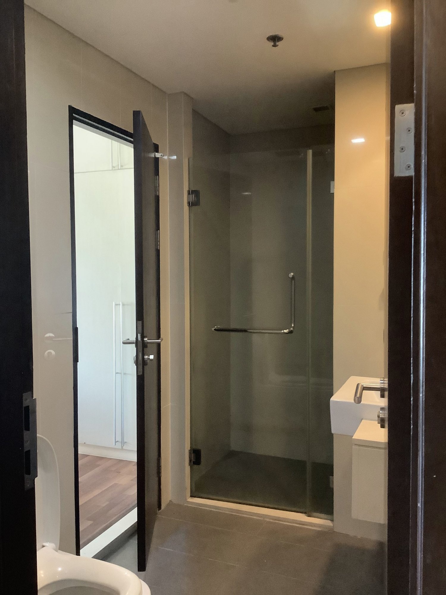 For rent at Le Luk 1 Bedroom 1 Bathroom 24,000THB/month Fully furnished (can negotiate) PROP000242