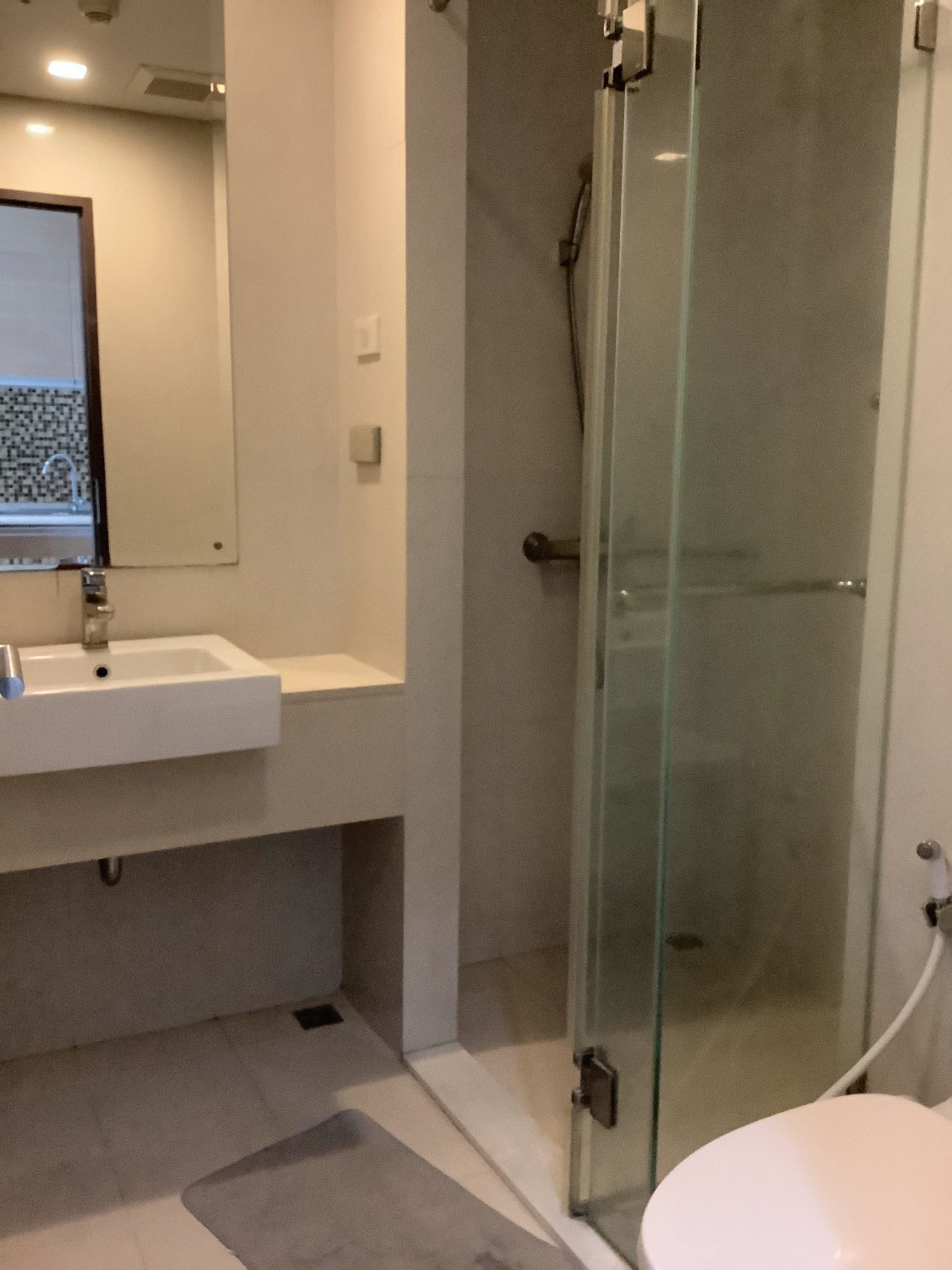 For rent at Le Luk Type Studio size 34Sq.m. 14,000THB/month Fully furnished (can negotiate) PROP000243