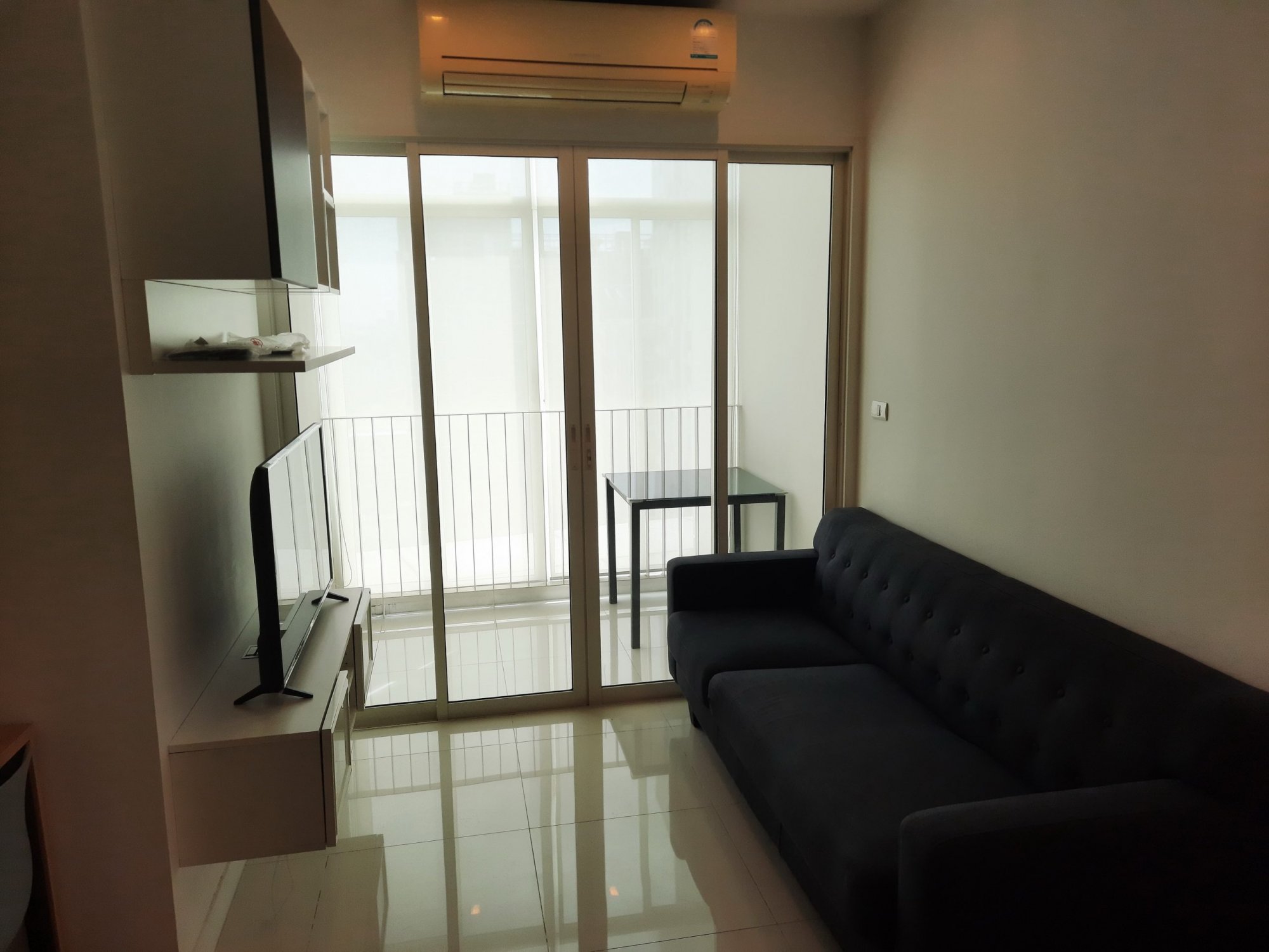 ** Hot Deal! ** Ideo Verve ให้เช่า ราคาพิเศษเพียง 25,000บาท/เดือน 2 ห้องนอน 1 ห้องน้ำ 57ตรม. ใกล้ BTS อ่อนนุช เฟอร์นิเจอร์ครบพร้อมเข้าอยู่ (ราคาต่อรองได้) PROP000249