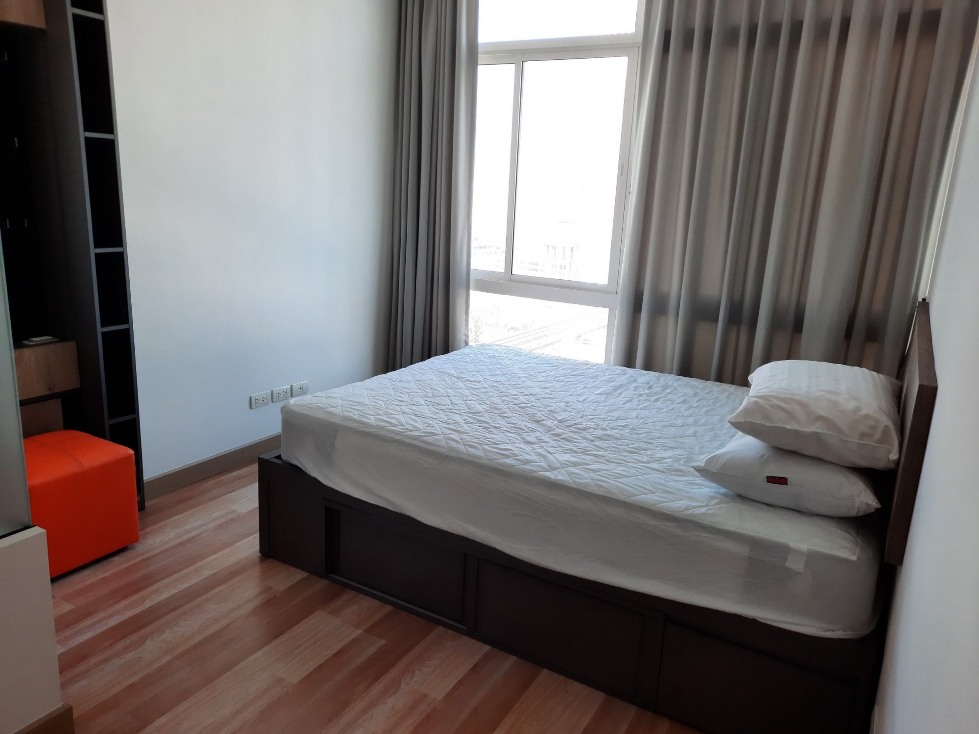 ปล่อยเช่า! Ideo Verve ในราคาเพียง 18,000บาท/เดือน 1 ห้องนอน 1 ห้องน้ำ 30ตรม. ใกล้ BTS อ่อนนุช เฟอร์นิเจอร์ครบพร้อมเข้าอยู่ (ราคาต่อรองได้) PROP000251