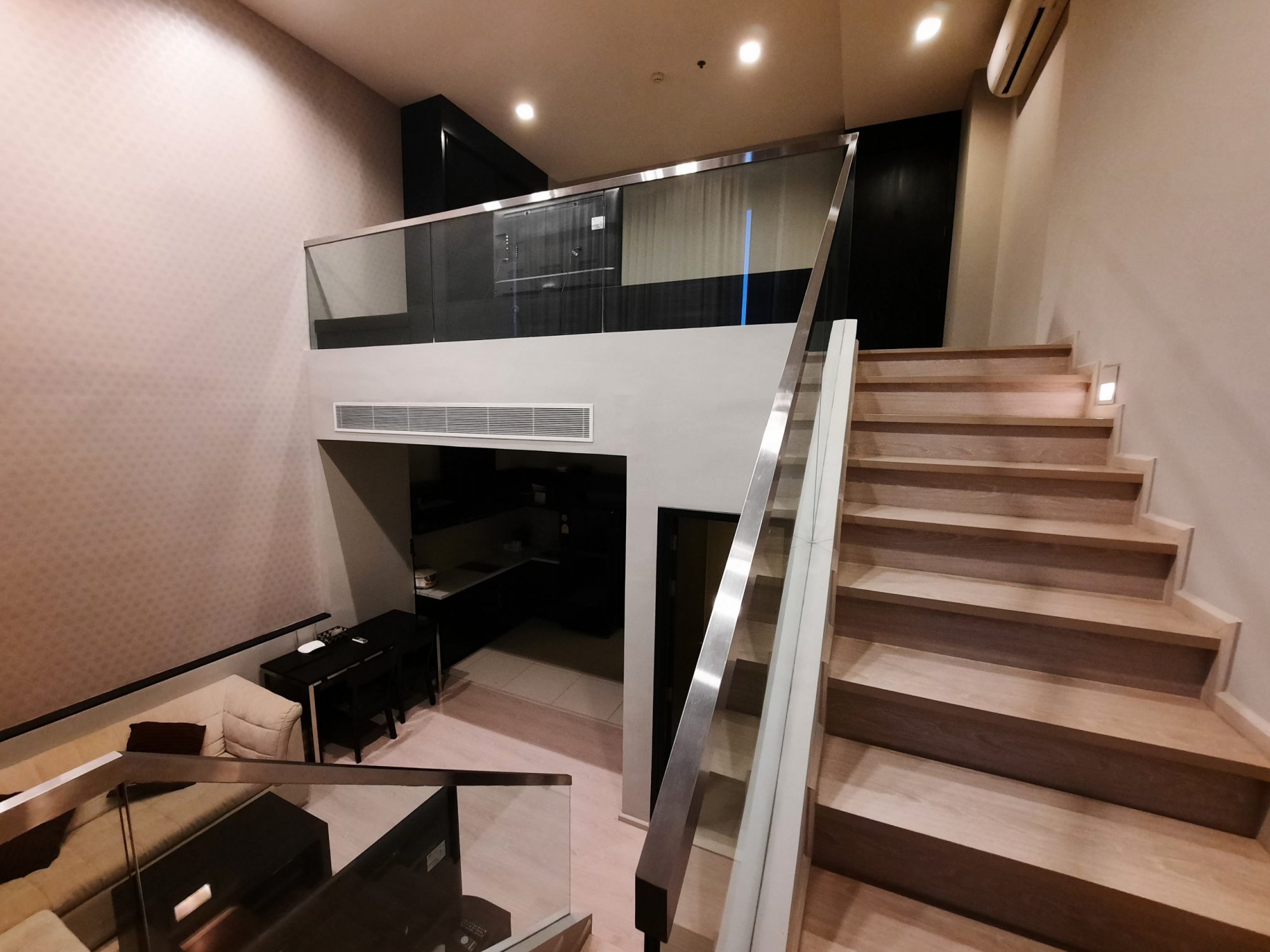 ปล่อยเช่า! Rhythm Sukhumvit 44/1 ในราคาเพียง 45,000บาท/เดือน Type Duplex 1 ห้องนอนขนาดใหญ่ ขนาด 60ตรม. ใกล้ BTS พระโขนง เฟอร์นิเจอร์ครบพร้อมเข้าอยู่ (ราคาต่อรองได้) PROP000255