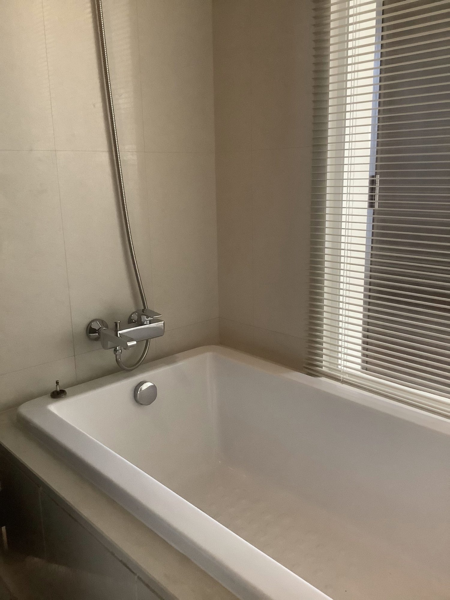 For rent at Sky Walk 1 Bedroom 1 Bathroom 25,000THM/month Fully furnished (can negotiate) PROP000258