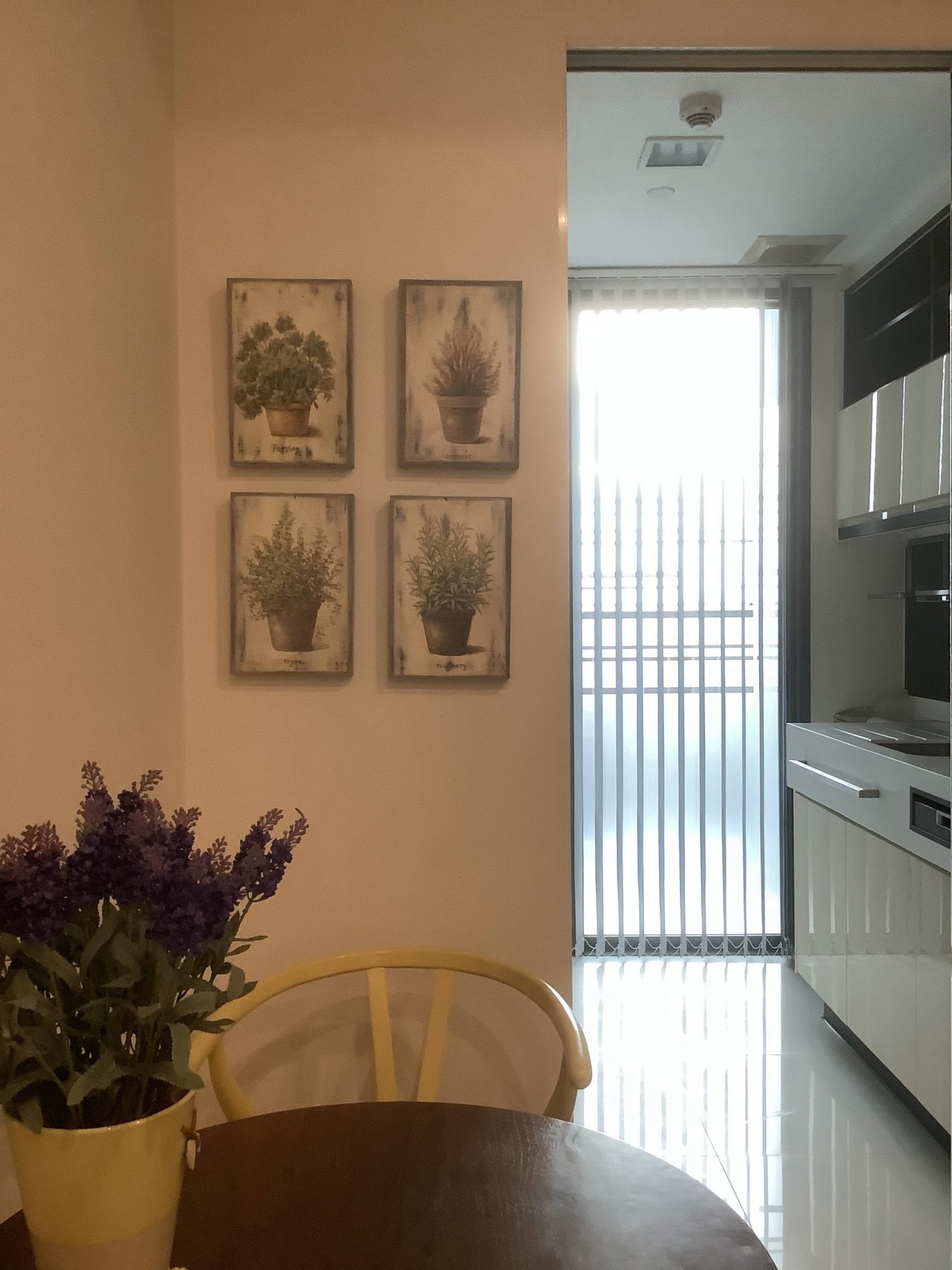 ** ขายด่วน! ** The room Sukhumvit 62 พร้อมให้คุณเป็นเจ้าของ เพียง 5,780,000บาท รวมค่าใช้จ่ายทุกอย่าง 1 ห้องนอน 1 ห้องน้ำ 45ตรม. ใกล้ BTS ปุณณวิถี เฟอร์นิเจอร์ครบพร้อมเข้าอยู่ (ราคาต่อรองได้)