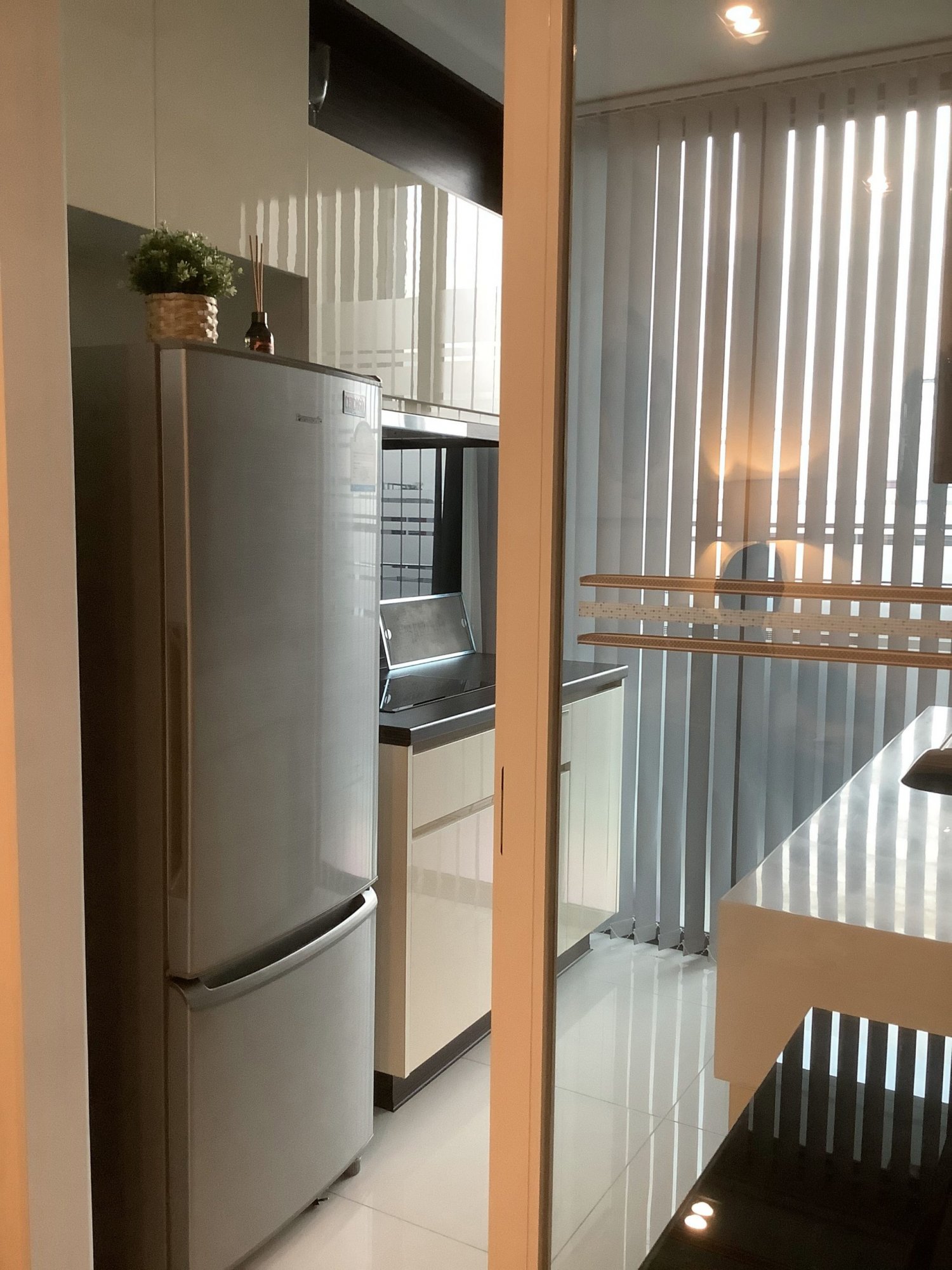 ** ขายด่วน! ** The room Sukhumvit 62 พร้อมให้คุณเป็นเจ้าของ เพียง 5,780,000บาท รวมค่าใช้จ่ายทุกอย่าง 1 ห้องนอน 1 ห้องน้ำ 45ตรม. ใกล้ BTS ปุณณวิถี เฟอร์นิเจอร์ครบพร้อมเข้าอยู่ (ราคาต่อรองได้)