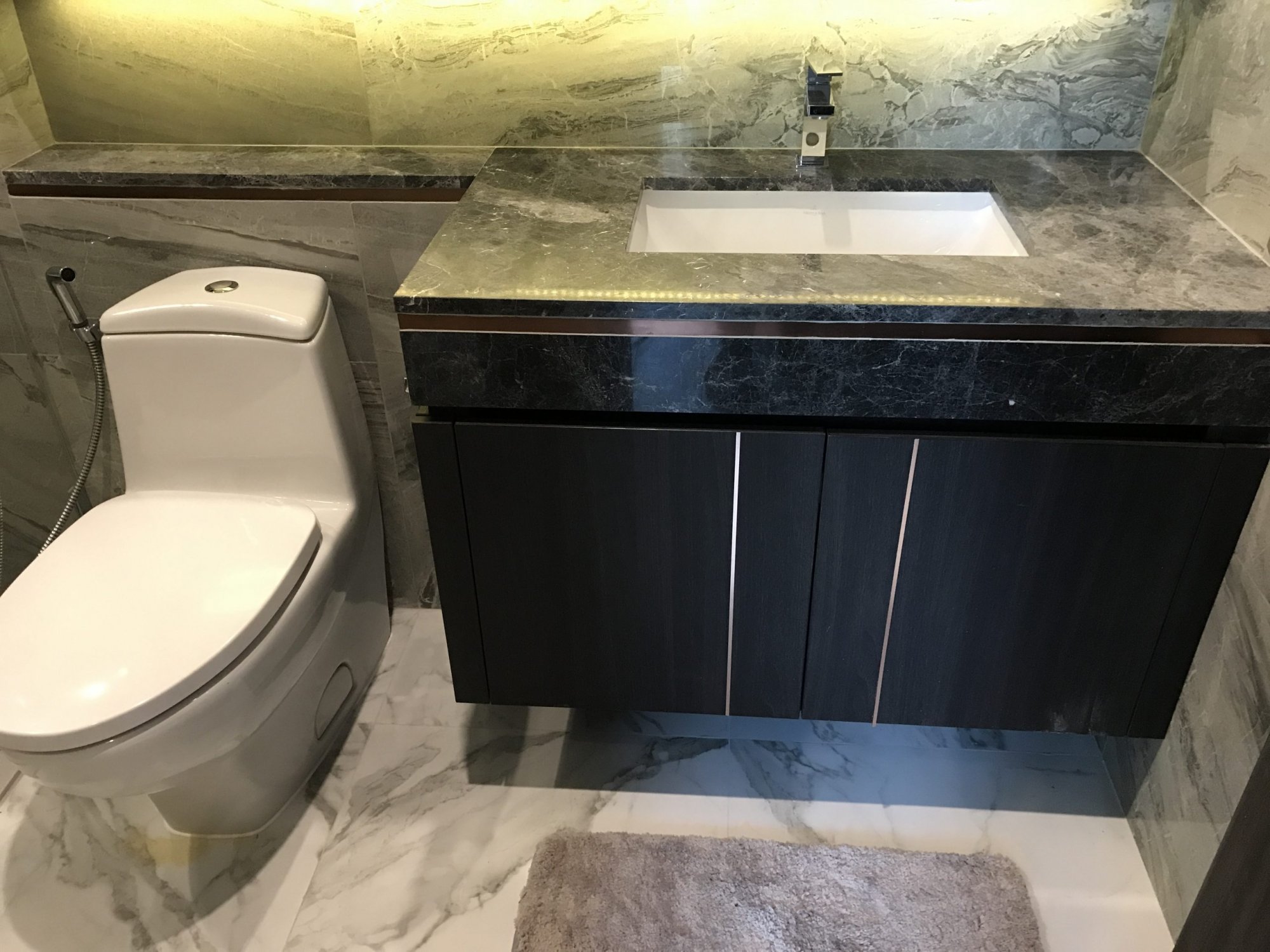 ปล่อยเช่า! Laviq Sukhumvit 57 คอนดูหรูระดับไฮเอนด์ 1 ห้องนอน 1 ห้องน้ำ 42. 15ตรม. ใจกลางทองหล่อเพียง 55,000บาท/เดือน เฟอร์นิเจอร์ครบพร้อมเข้าอยู่ PROP000269