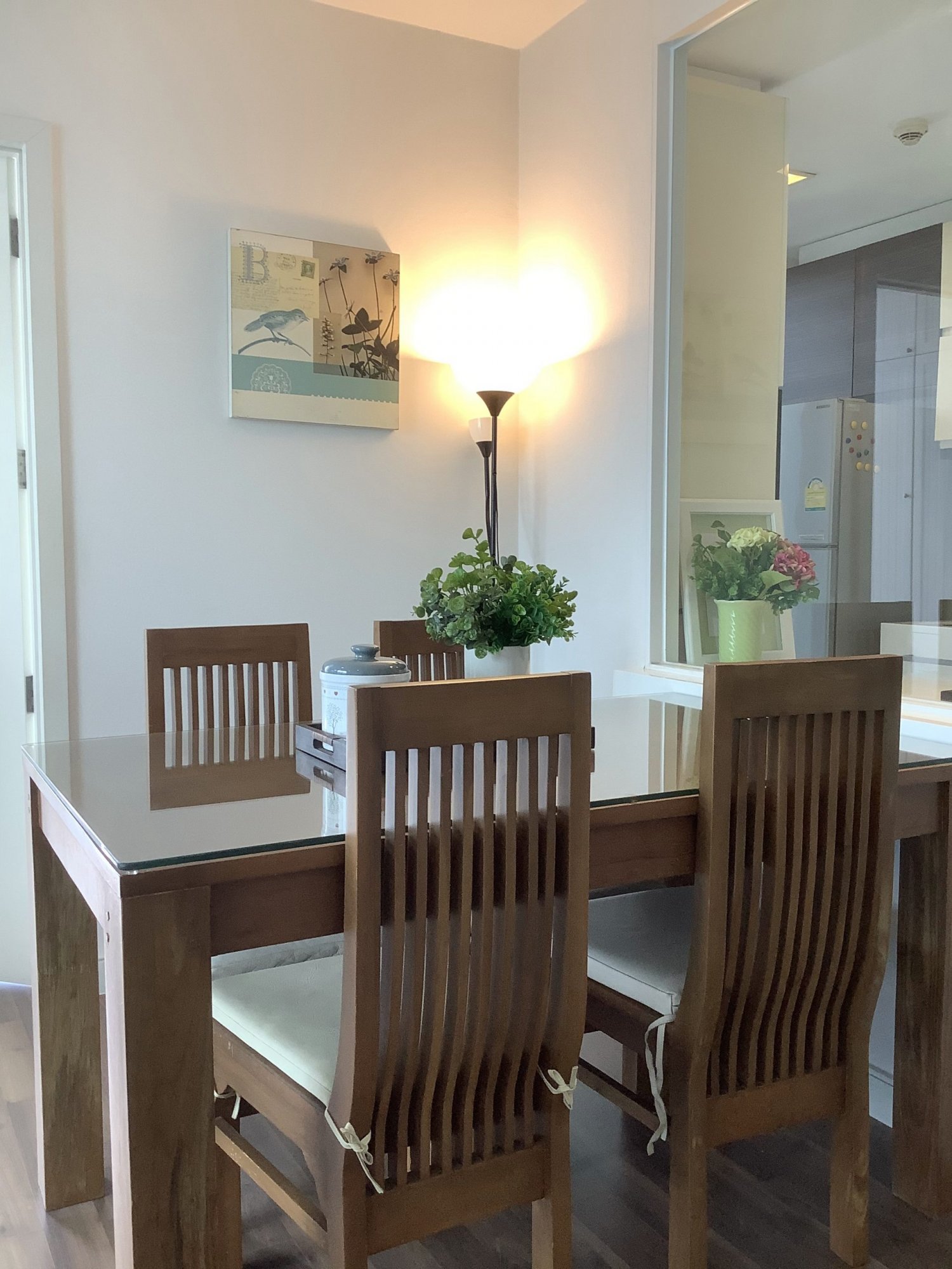 ขายพร้อมผู้เช่าราคาสุดคุ้ม! The Room Sukhumvit 62 2 ห้องนอน 2 ห้องน้ำ 75 ตรม. เพียง 11,000,000 บาท(ค่าโอนคนละครึ่ง) เฟอร์นิเจอร์ครบพร้อมเข้าอยู่