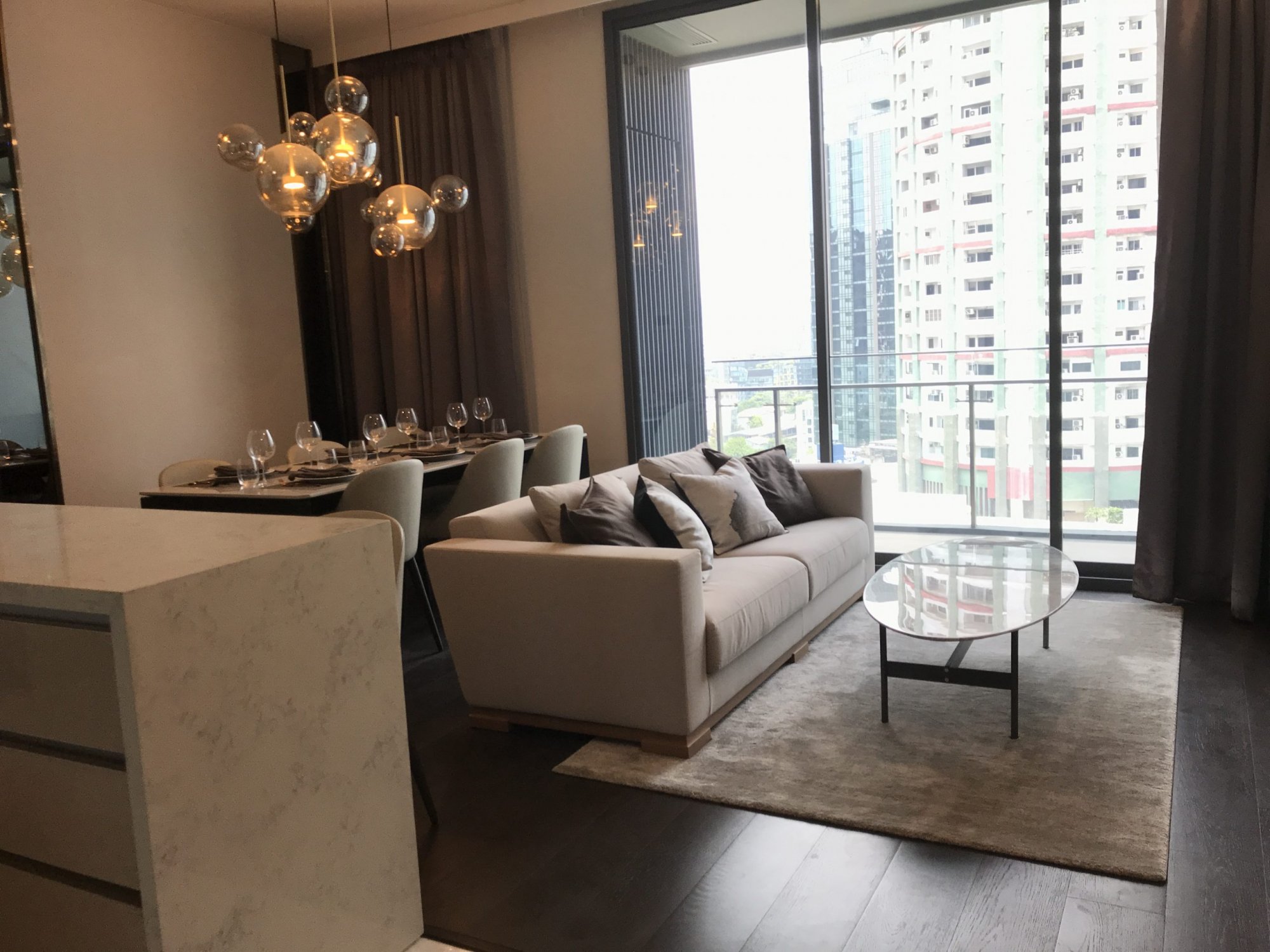 ปล่อยเช่า! Laviq Sukhumvit 57 คอนดูหรูระดับไฮเอนด์ 2 ห้องนอน 2 ห้องน้ำ 86. 5ตรม. ใจกลางทองหล่อ เพียง 86, 000บาท/เดือน เฟอร์นิเจอร์ครบพร้อมเข้าอยู่ PROP000271