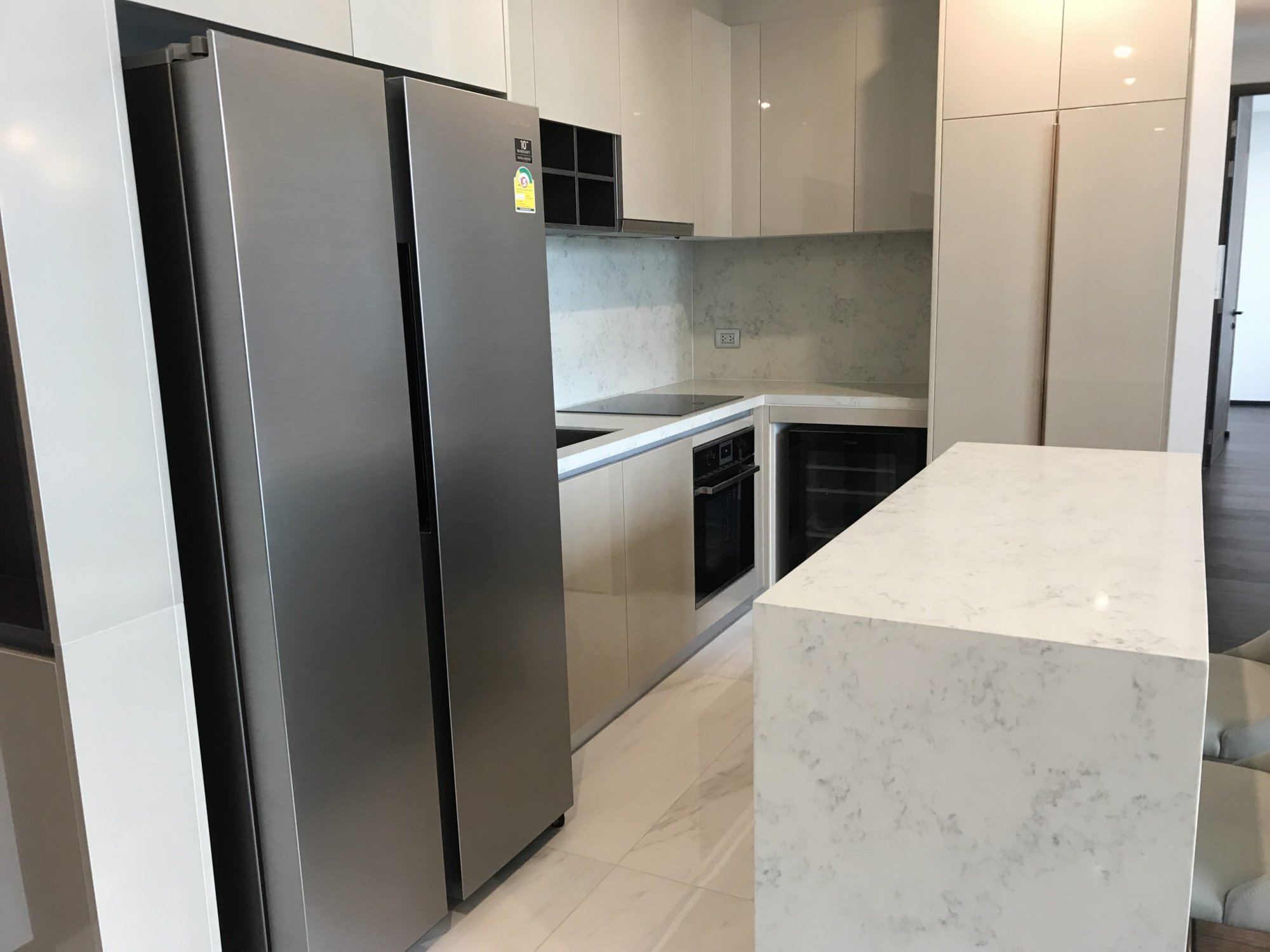 ปล่อยเช่า! Laviq Sukhumvit 57 คอนดูหรูระดับไฮเอนด์ 2 ห้องนอน 2 ห้องน้ำ 86. 5ตรม. ใจกลางทองหล่อ เพียง 86, 000บาท/เดือน เฟอร์นิเจอร์ครบพร้อมเข้าอยู่ PROP000271