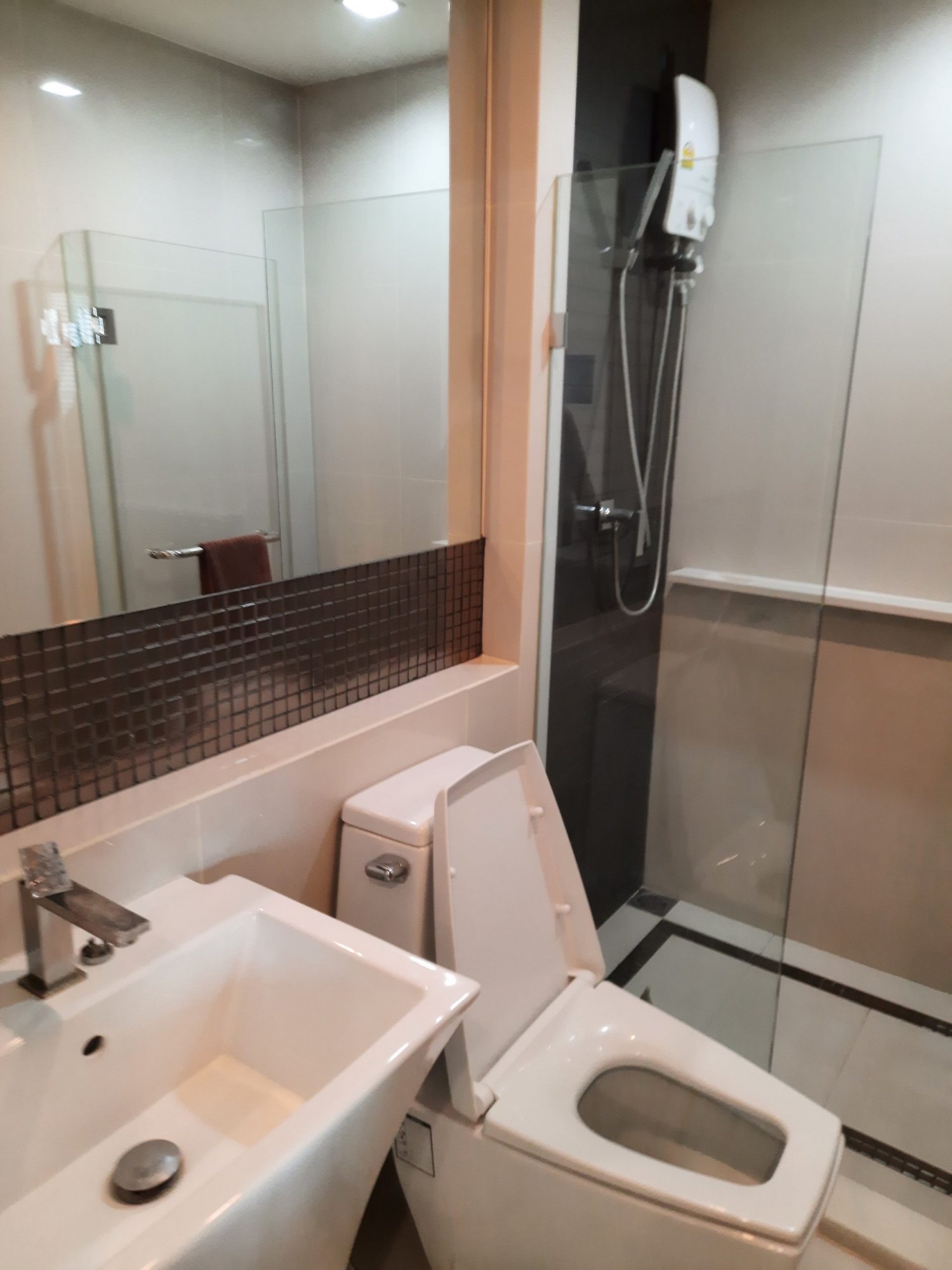 For rent at Rhythm Sukhumvit 50 2 Bedroom 1 Bathroom 45,000/month Fully furnished (can negotiate) PROP000288