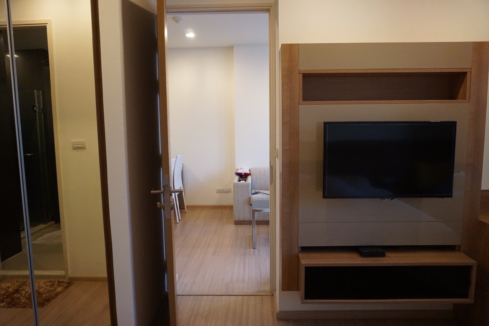 For sale at Rhythm Sukhumvit 50 1 Bedroom 1 Bathroom 5,890,000THB Fully furnished (can negotiate) PROP000300