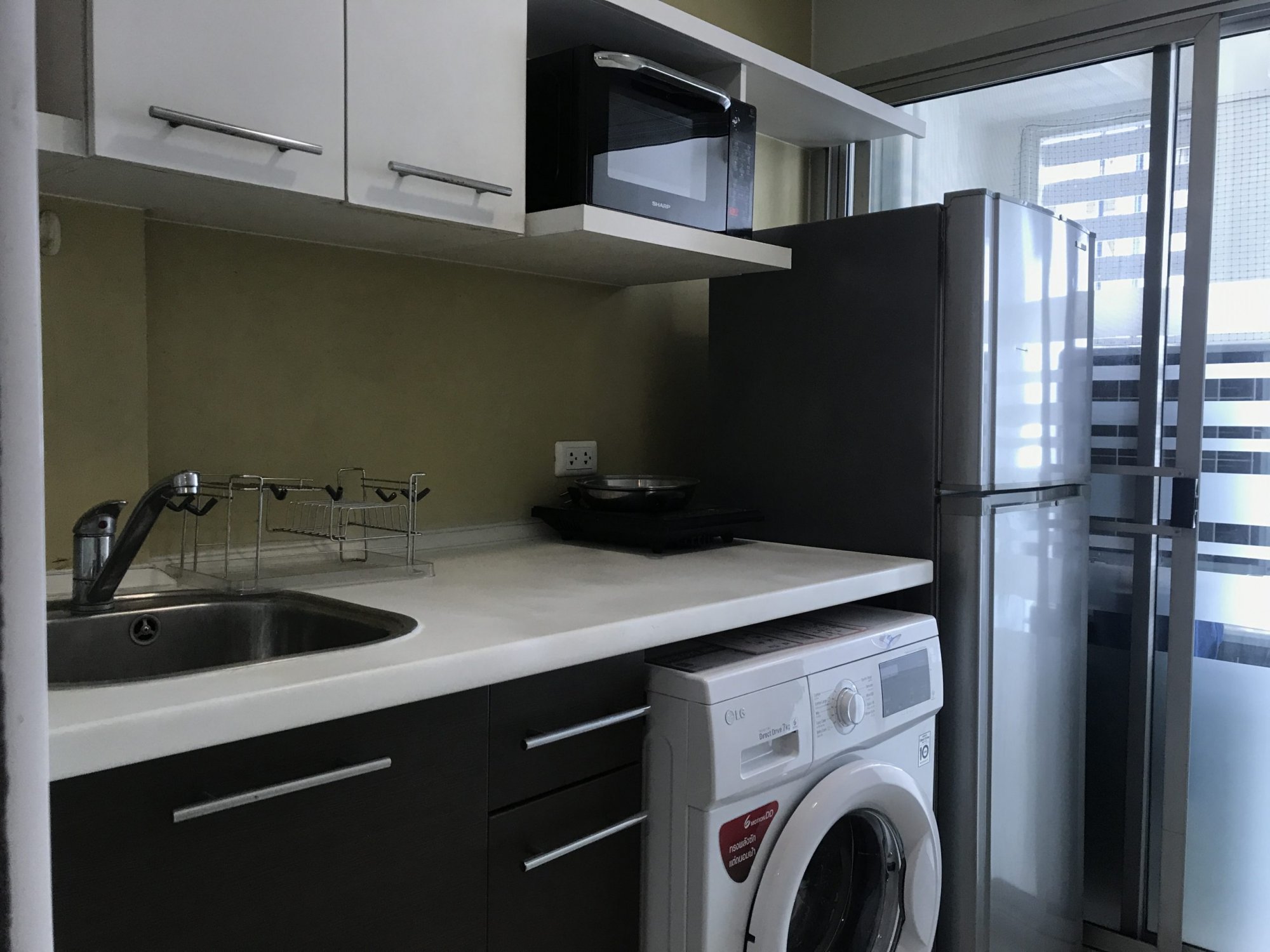 เช่า/ขาย The Room Sukhumvit79 1 ห้องนอน ชั้น 8 ไซส์ 38.62 ตรม. 150 m. จาก BTS On nut (owner)